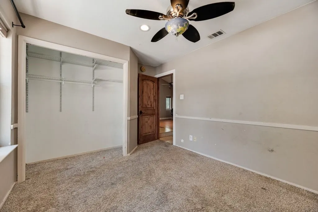Single Family Residence For Sale in Denton County , 3220 Timberview Drive, Corinth, Texas 76210, 4 Bedroom, 2 Bathroom, 2 Garage spaces, 2,500 Sqft, built in 1985, mls#21379667, Real Estate Agent in Corinth, Homes For Sale in Denton county, Homes For Sale in Corinth, Realtor in Corinth Texas, Real Estate Brokerage Independent Realty Texas, Luminita Cordes Realtor