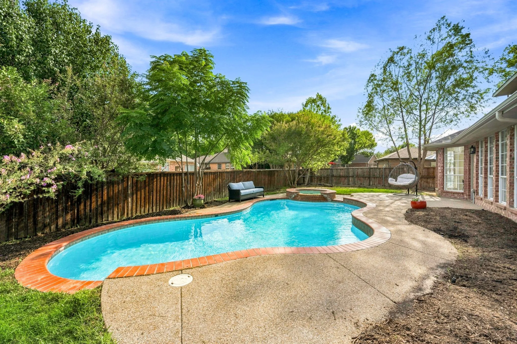 Single Family Residence For Sale in Denton County , 2201 Sagebrush Drive, Flower Mound, Texas 75028, 5 Bedroom, 4 Bathroom, 2 Garage spaces, 3,084 Sqft, built in 1994, mls#21378162, Real Estate Agent in Flower Mound, Homes For Sale in Denton county, Homes For Sale in Flower Mound, Realtor in Flower Mound Texas, Real Estate Brokerage Independent Realty Texas, Luminita Cordes Realtor