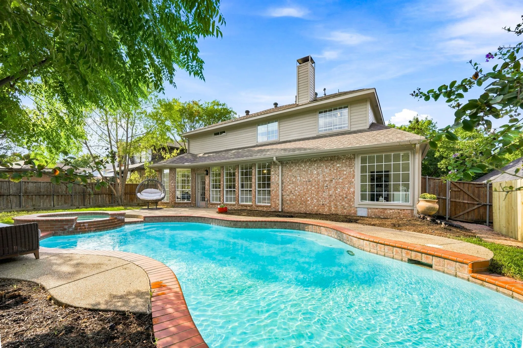 Single Family Residence For Sale in Denton County , 2201 Sagebrush Drive, Flower Mound, Texas 75028, 5 Bedroom, 4 Bathroom, 2 Garage spaces, 3,084 Sqft, built in 1994, mls#21378162, Real Estate Agent in Flower Mound, Homes For Sale in Denton county, Homes For Sale in Flower Mound, Realtor in Flower Mound Texas, Real Estate Brokerage Independent Realty Texas, Luminita Cordes Realtor