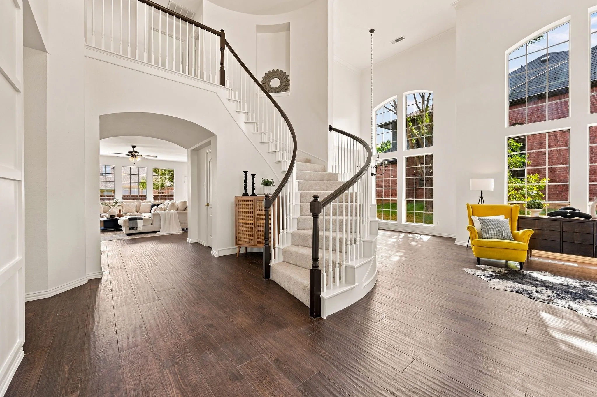 Single Family Residence For Sale in Denton County , 2201 Sagebrush Drive, Flower Mound, Texas 75028, 5 Bedroom, 4 Bathroom, 2 Garage spaces, 3,084 Sqft, built in 1994, mls#21378162, Real Estate Agent in Flower Mound, Homes For Sale in Denton county, Homes For Sale in Flower Mound, Realtor in Flower Mound Texas, Real Estate Brokerage Independent Realty Texas, Luminita Cordes Realtor