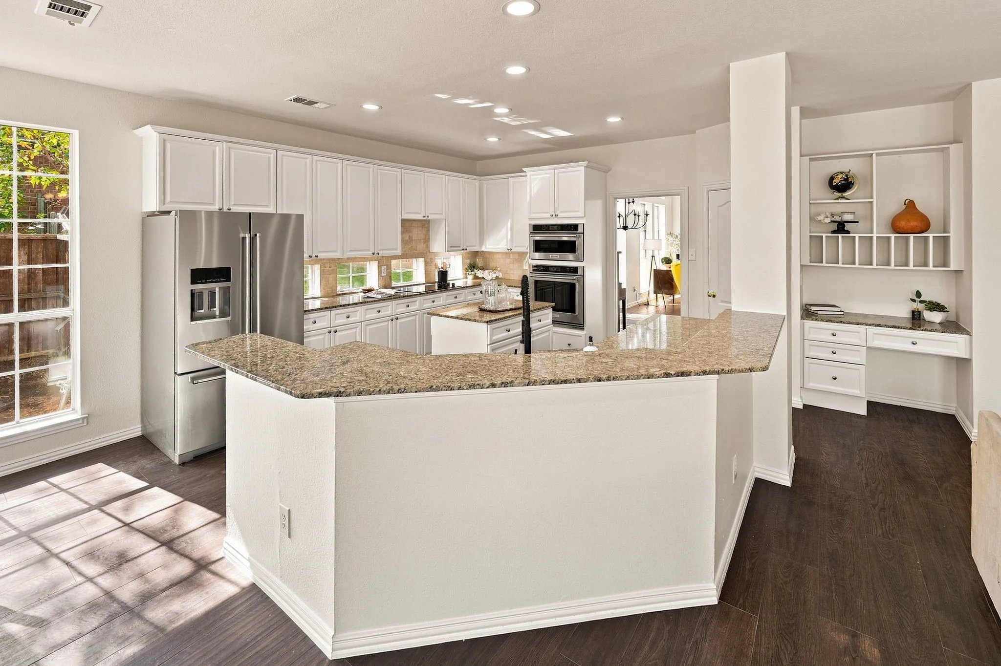 Single Family Residence For Sale in Denton County , 2201 Sagebrush Drive, Flower Mound, Texas 75028, 5 Bedroom, 4 Bathroom, 2 Garage spaces, 3,084 Sqft, built in 1994, mls#21378162, Real Estate Agent in Flower Mound, Homes For Sale in Denton county, Homes For Sale in Flower Mound, Realtor in Flower Mound Texas, Real Estate Brokerage Independent Realty Texas, Luminita Cordes Realtor