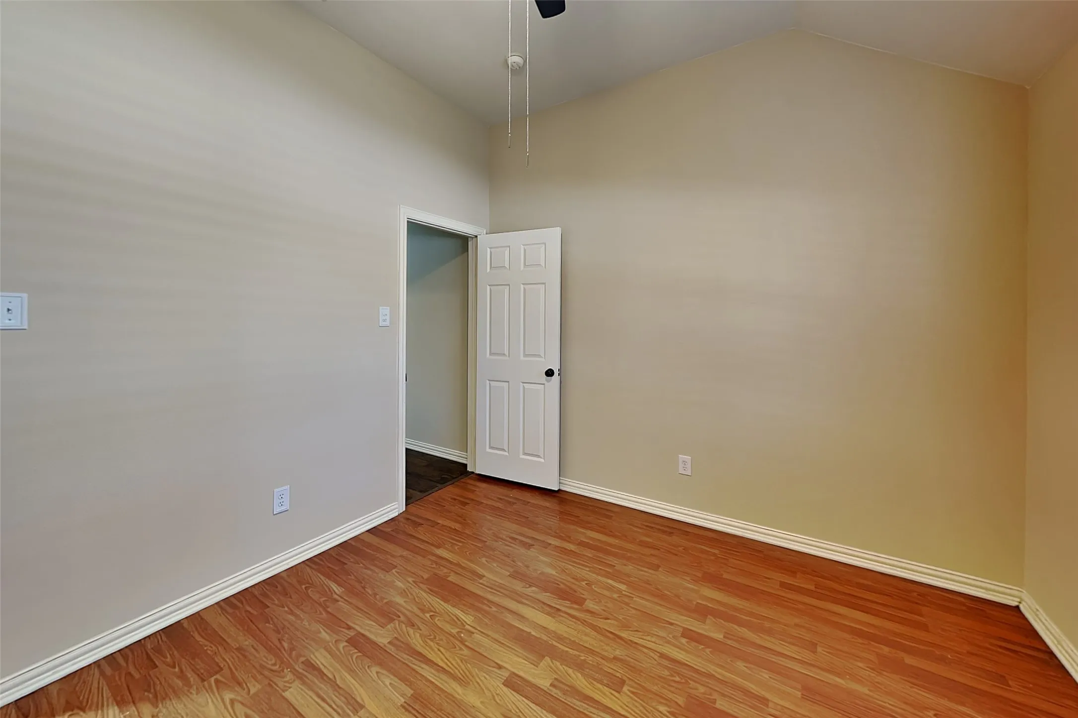 Single Family Residence For Rent in Collin County , 7641 Quiet Meadow Lane, Frisco, Texas 75033, 4 Bedroom, 3 Bathroom, 2 Garage spaces, 2,510 Sqft, built in 2000, mls#21379673, Real Estate Agent in Frisco, Homes For Rent in Collin county, Homes For Rent in Frisco, Realtor in Frisco Texas, Real Estate Brokerage Independent Realty Texas, Luminita Cordes Realtor