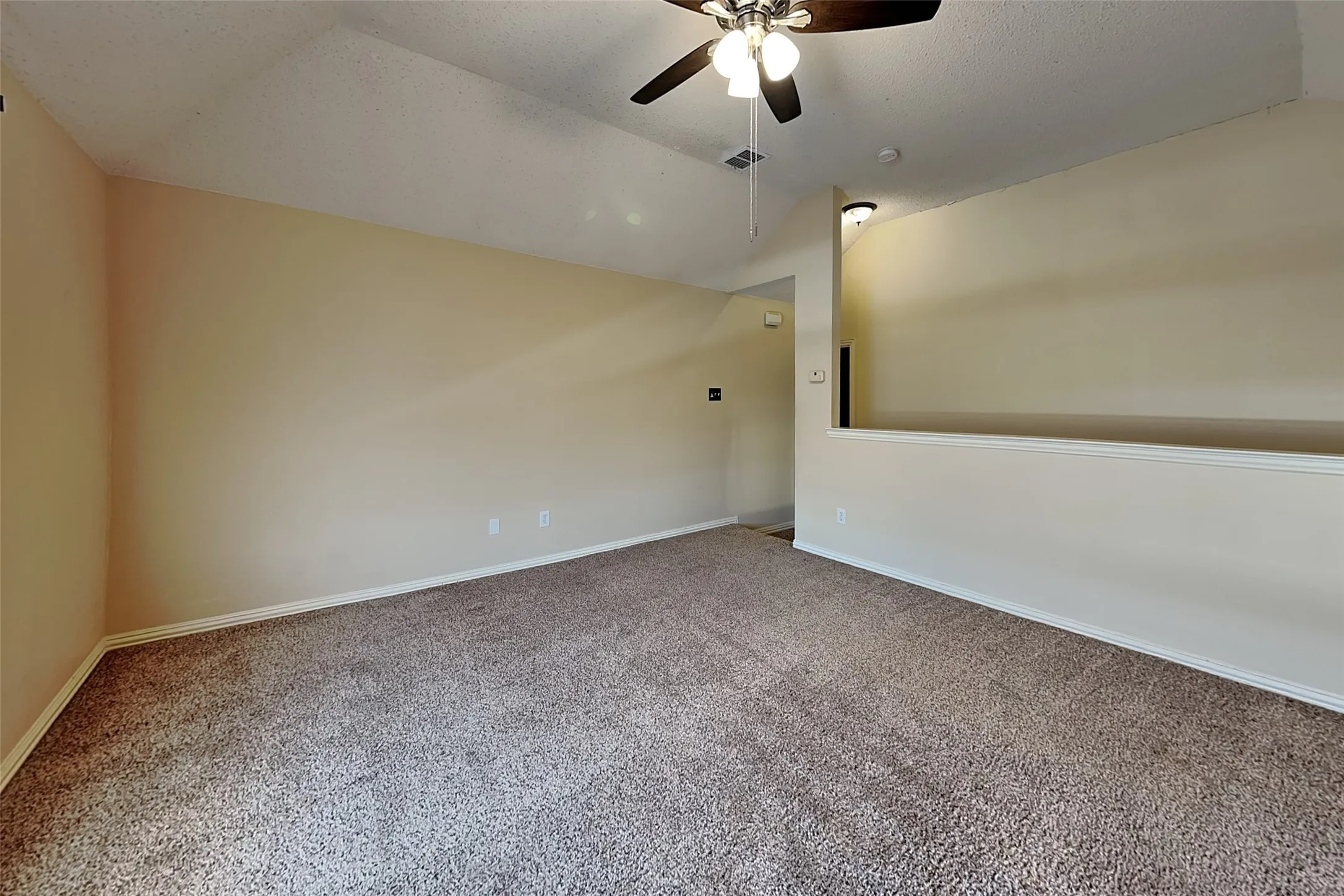 Single Family Residence For Rent in Collin County , 7641 Quiet Meadow Lane, Frisco, Texas 75033, 4 Bedroom, 3 Bathroom, 2 Garage spaces, 2,510 Sqft, built in 2000, mls#21379673, Real Estate Agent in Frisco, Homes For Rent in Collin county, Homes For Rent in Frisco, Realtor in Frisco Texas, Real Estate Brokerage Independent Realty Texas, Luminita Cordes Realtor