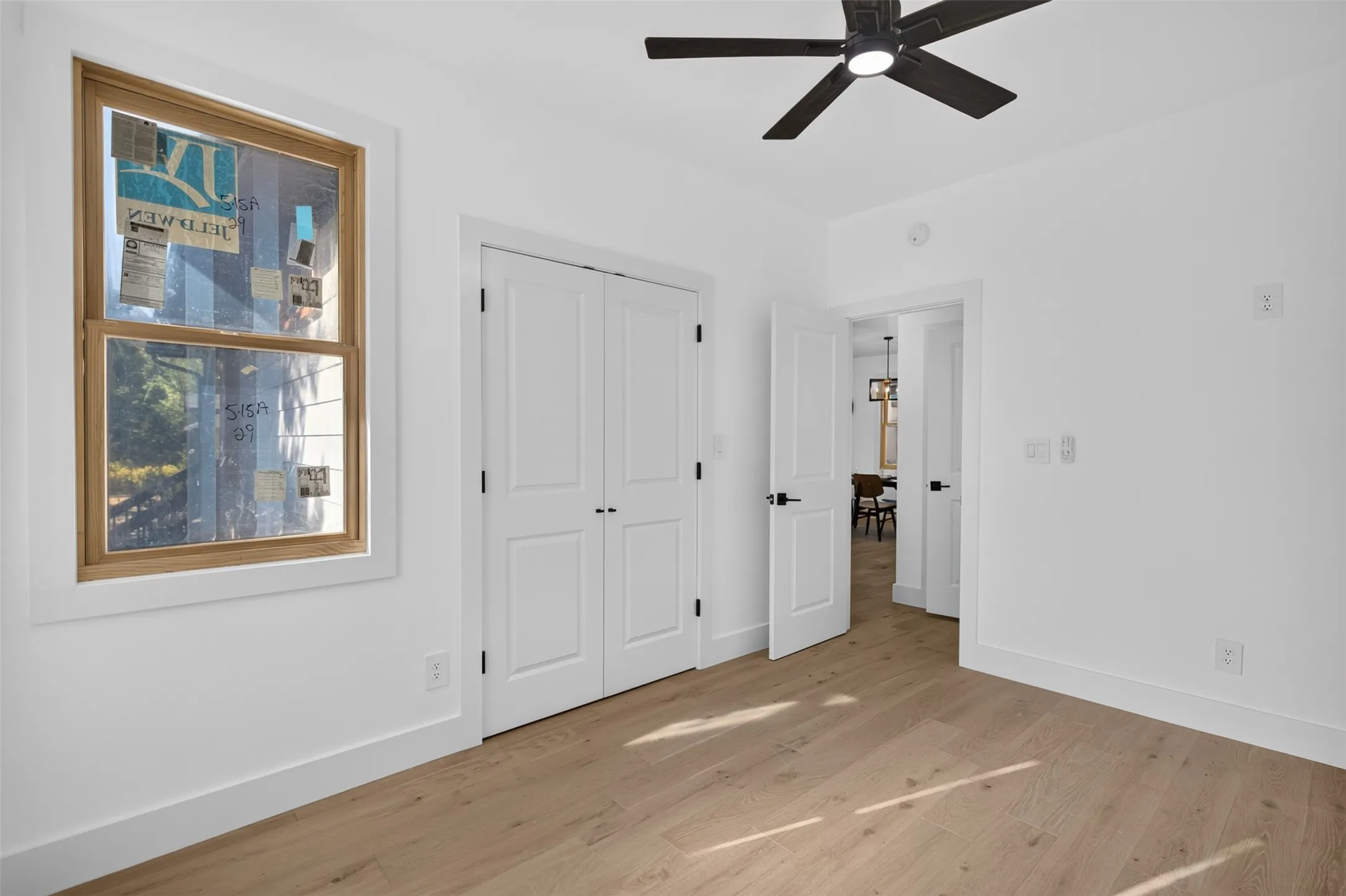 Single Family Residence For Sale in Dallas County , 1007 Winston Street, Dallas, Texas 75208, 3 Bedroom, 2 Bathroom, Garage spaces, 1,490 Sqft, built in 1930, mls#21379351, Real Estate Agent in Dallas, Homes For Sale in Dallas county, Homes For Sale in Dallas, Realtor in Dallas Texas, Real Estate Brokerage Independent Realty Texas, Luminita Cordes Realtor