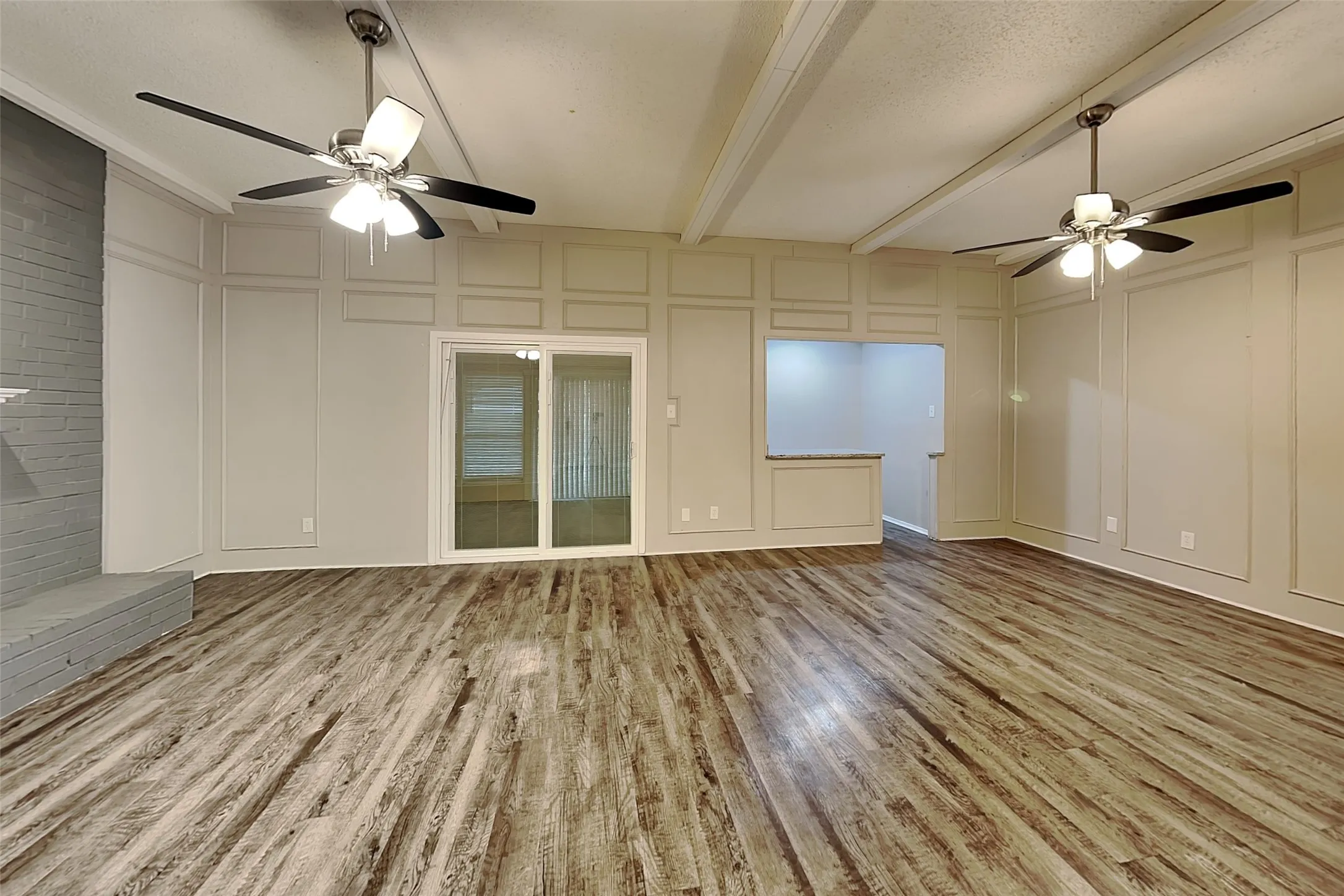 Single Family Residence For Rent in Dallas County , 4813 Vera Cruz Drive, Garland, Texas 75043, 3 Bedroom, 2 Bathroom, 2 Garage spaces, 1,963 Sqft, built in 1978, mls#21379676, Real Estate Agent in Garland, Homes For Rent in Dallas county, Homes For Rent in Garland, Realtor in Garland Texas, Real Estate Brokerage Independent Realty Texas, Luminita Cordes Realtor