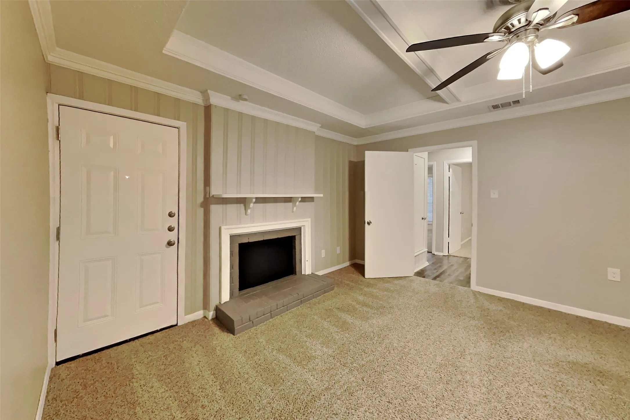 Single Family Residence For Rent in Dallas County , 4813 Vera Cruz Drive, Garland, Texas 75043, 3 Bedroom, 2 Bathroom, 2 Garage spaces, 1,963 Sqft, built in 1978, mls#21379676, Real Estate Agent in Garland, Homes For Rent in Dallas county, Homes For Rent in Garland, Realtor in Garland Texas, Real Estate Brokerage Independent Realty Texas, Luminita Cordes Realtor