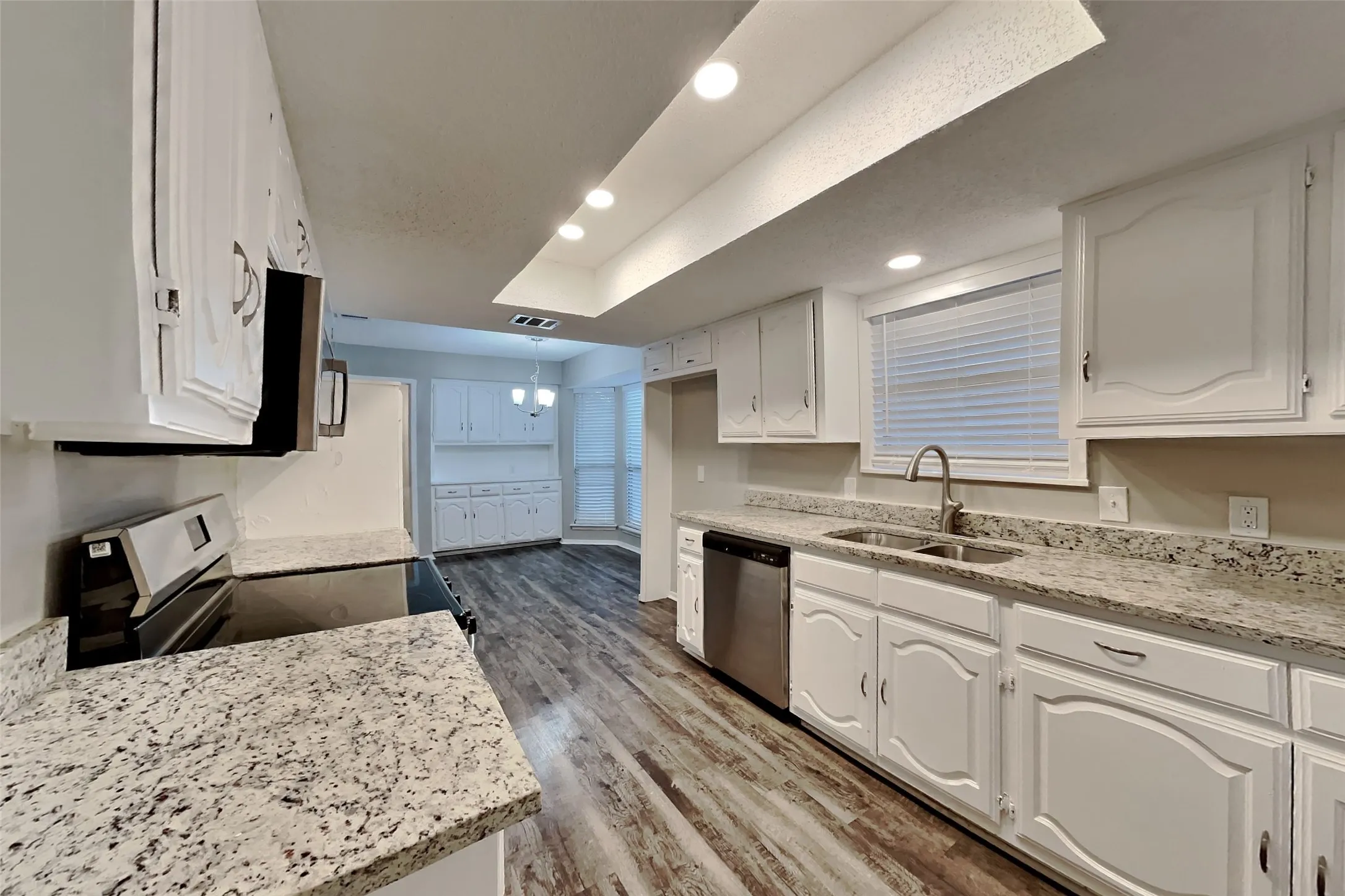 Single Family Residence For Rent in Dallas County , 4813 Vera Cruz Drive, Garland, Texas 75043, 3 Bedroom, 2 Bathroom, 2 Garage spaces, 1,963 Sqft, built in 1978, mls#21379676, Real Estate Agent in Garland, Homes For Rent in Dallas county, Homes For Rent in Garland, Realtor in Garland Texas, Real Estate Brokerage Independent Realty Texas, Luminita Cordes Realtor