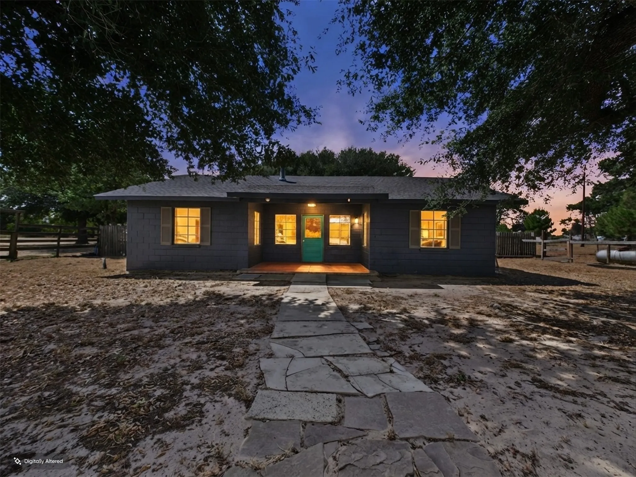 Single Family Residence For Sale in Anderson County , 14889 N State Highway 19, Palestine, Texas 75803, 3 Bedroom, 1 Bathroom, Garage spaces, 1,246 Sqft, built in 1950, mls#21377167, Real Estate Agent in Palestine, Homes For Sale in Anderson county, Homes For Sale in Palestine, Realtor in Palestine Texas, Real Estate Brokerage Independent Realty Texas, Luminita Cordes Realtor
