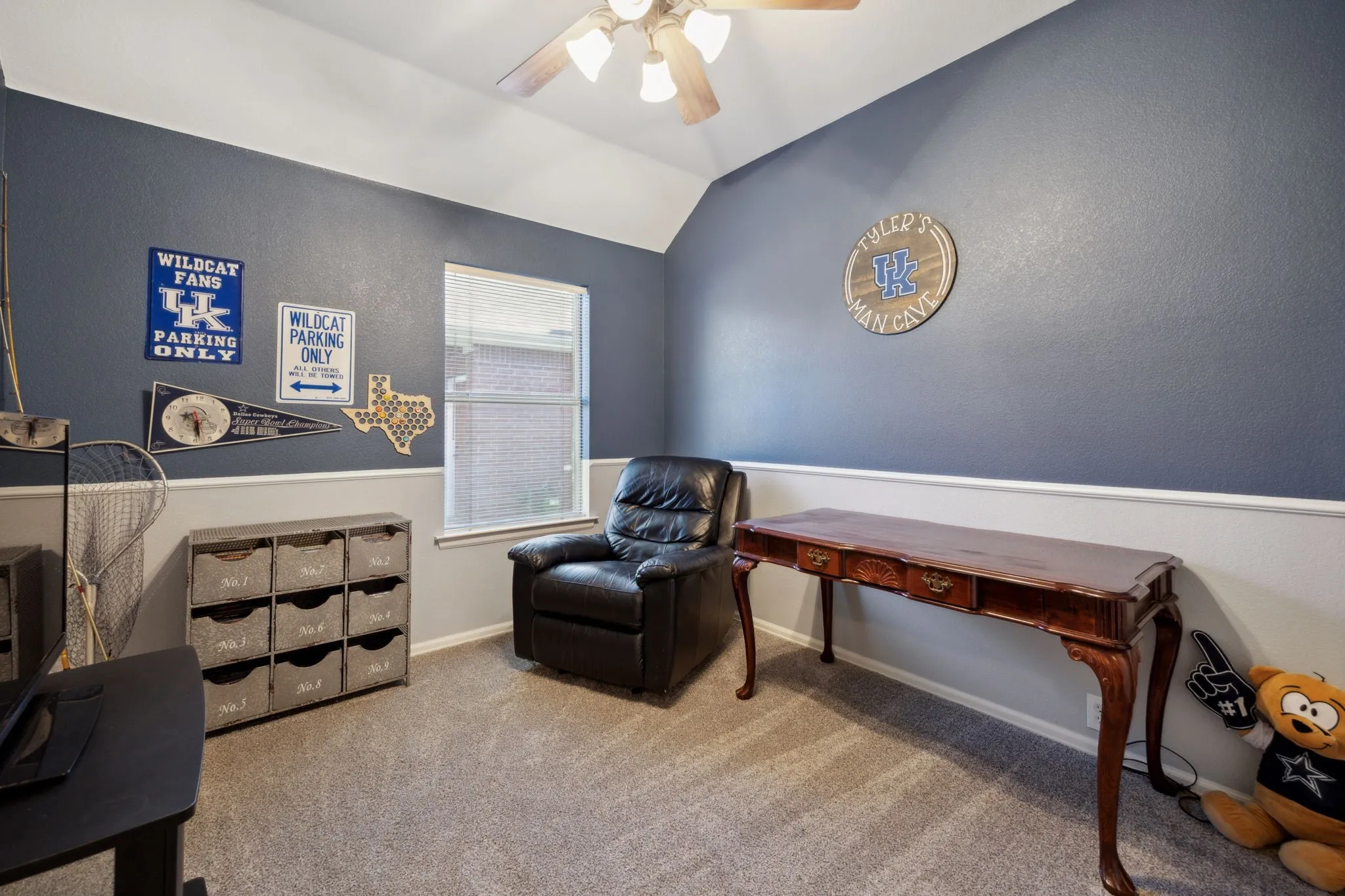 Single Family Residence For Rent in Denton County , 2748 Thorncreek Lane, Fort Worth, Texas 76177, 3 Bedroom, 2 Bathroom, 2 Garage spaces, 1,772 Sqft, built in 2004, mls#21379531, Real Estate Agent in Fort Worth, Homes For Rent in Denton county, Homes For Rent in Fort Worth, Realtor in Fort Worth Texas, Real Estate Brokerage Independent Realty Texas, Luminita Cordes Realtor