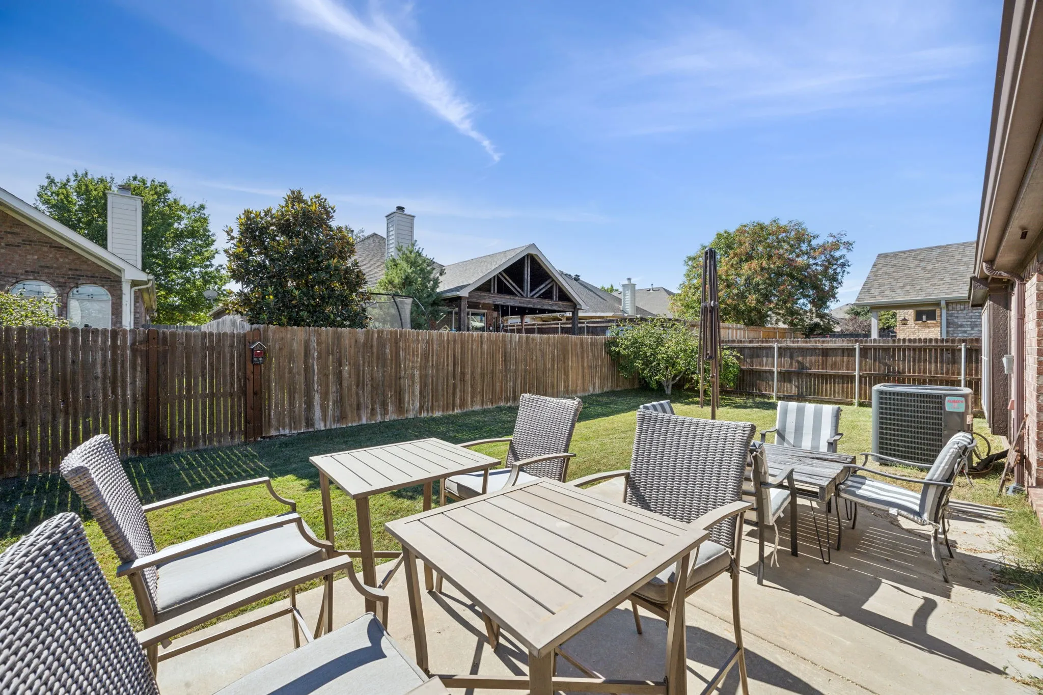 Single Family Residence For Rent in Denton County , 2748 Thorncreek Lane, Fort Worth, Texas 76177, 3 Bedroom, 2 Bathroom, 2 Garage spaces, 1,772 Sqft, built in 2004, mls#21379531, Real Estate Agent in Fort Worth, Homes For Rent in Denton county, Homes For Rent in Fort Worth, Realtor in Fort Worth Texas, Real Estate Brokerage Independent Realty Texas, Luminita Cordes Realtor