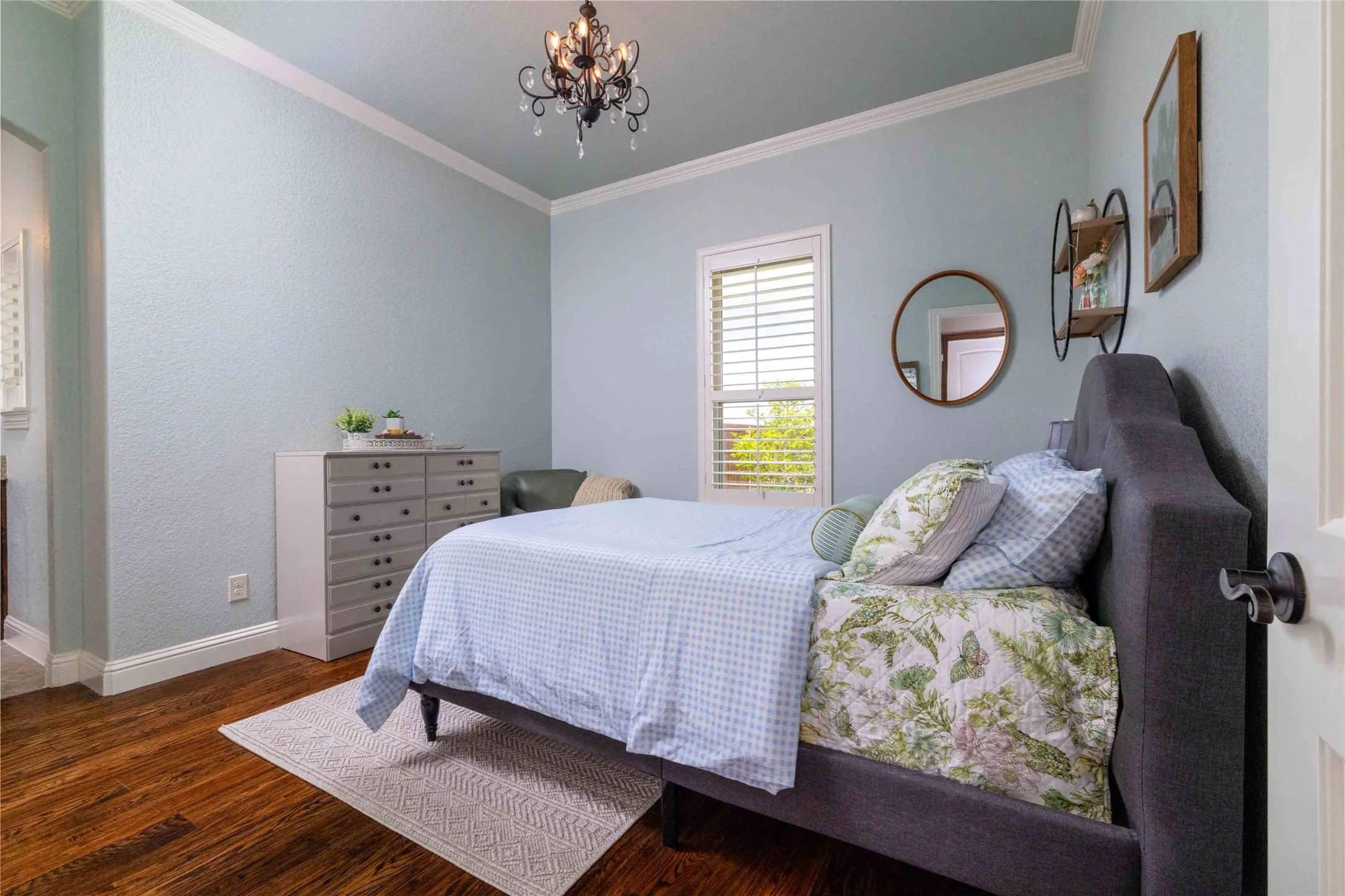 Downstairs Jack & Jill Bedroom 2...
