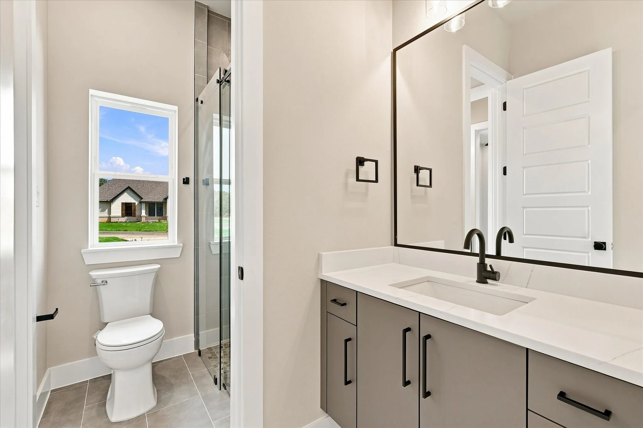 Single Family Residence For Sale in Parker County , 1005 Andy Ranch Court, Azle, Texas 76020, 5 Bedroom, 3 Bathroom, 3 Garage spaces, 2,931 Sqft, built in 2026, mls#21375888, Real Estate Agent in Azle, Homes For Sale in Parker county, Homes For Sale in Azle, Realtor in Azle Texas, Real Estate Brokerage Independent Realty Texas, Luminita Cordes Realtor