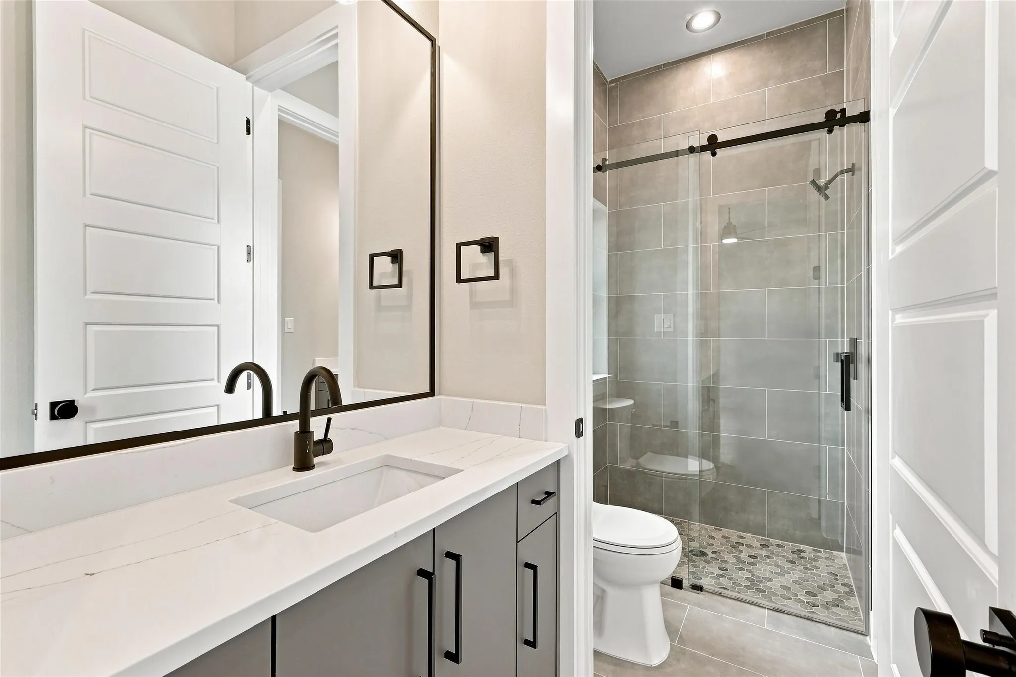 Single Family Residence For Sale in Parker County , 1005 Andy Ranch Court, Azle, Texas 76020, 5 Bedroom, 3 Bathroom, 3 Garage spaces, 2,931 Sqft, built in 2026, mls#21375888, Real Estate Agent in Azle, Homes For Sale in Parker county, Homes For Sale in Azle, Realtor in Azle Texas, Real Estate Brokerage Independent Realty Texas, Luminita Cordes Realtor