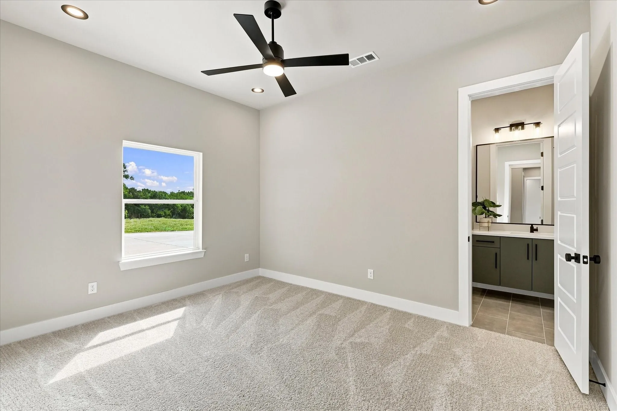 Single Family Residence For Sale in Parker County , 1005 Andy Ranch Court, Azle, Texas 76020, 5 Bedroom, 3 Bathroom, 3 Garage spaces, 2,931 Sqft, built in 2026, mls#21375888, Real Estate Agent in Azle, Homes For Sale in Parker county, Homes For Sale in Azle, Realtor in Azle Texas, Real Estate Brokerage Independent Realty Texas, Luminita Cordes Realtor