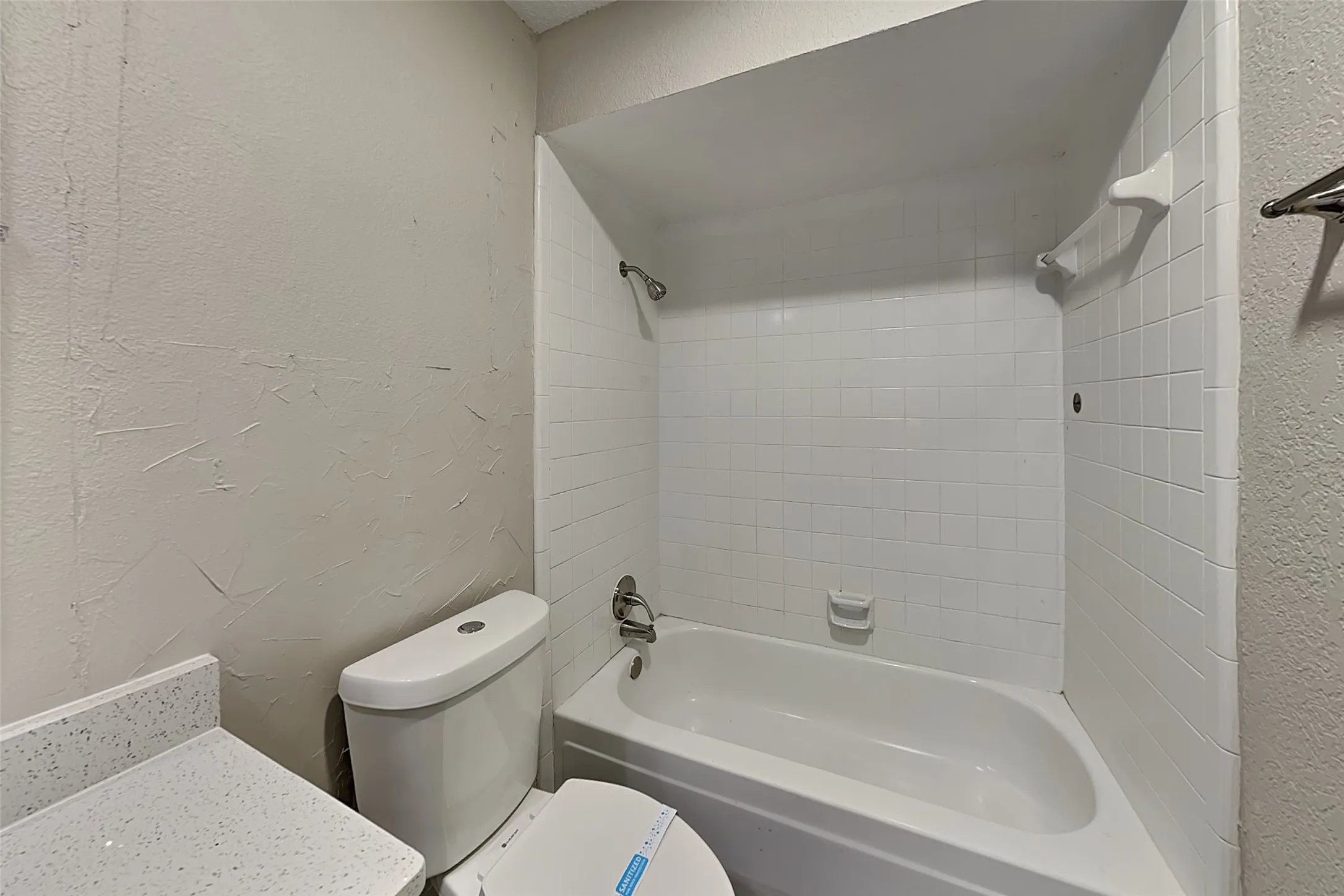 Single Family Residence For Rent in Tarrant County , 6741 Ridgetop Road, North Richland Hills, Texas 76182, 3 Bedroom, 2 Bathroom, 2 Garage spaces, 1,569 Sqft, built in 1983, mls#21379679, Real Estate Agent in North Richland Hills, Homes For Rent in Tarrant county, Homes For Rent in North Richland Hills, Realtor in North Richland Hills Texas, Real Estate Brokerage Independent Realty Texas, Luminita Cordes Realtor