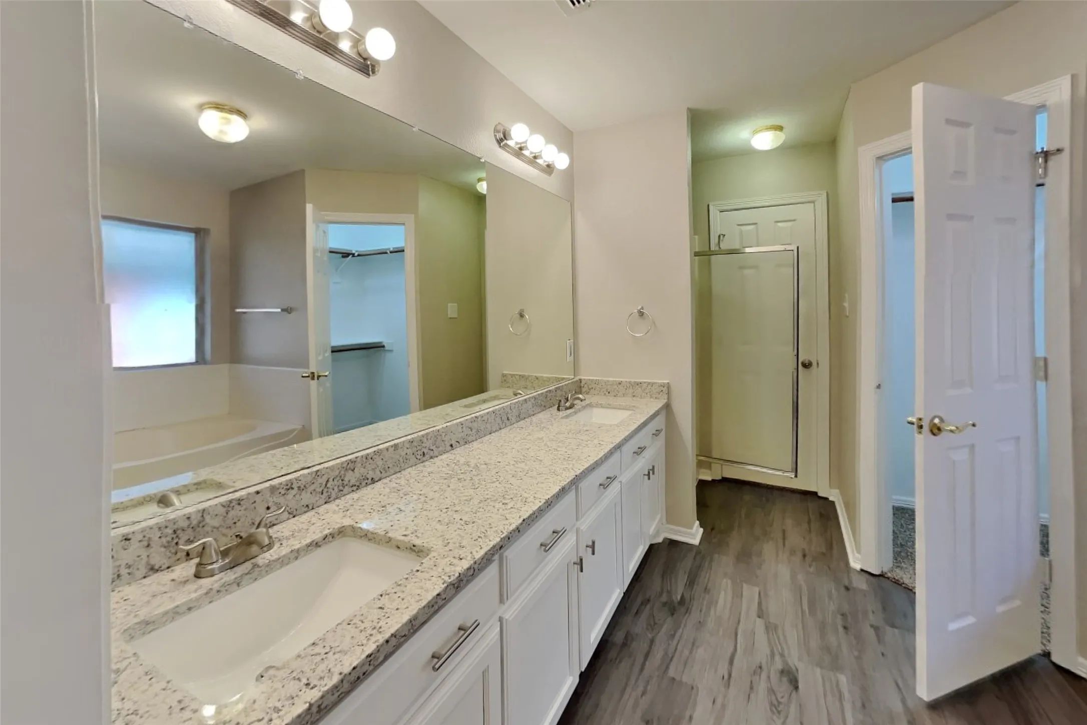 Single Family Residence For Rent in Tarrant County , 1036 Spring Hill Drive, Saginaw, Texas 76179, 3 Bedroom, 2 Bathroom, 2 Garage spaces, 1,624 Sqft, built in 1996, mls#21379681, Real Estate Agent in Saginaw, Homes For Rent in Tarrant county, Homes For Rent in Saginaw, Realtor in Saginaw Texas, Real Estate Brokerage Independent Realty Texas, Luminita Cordes Realtor