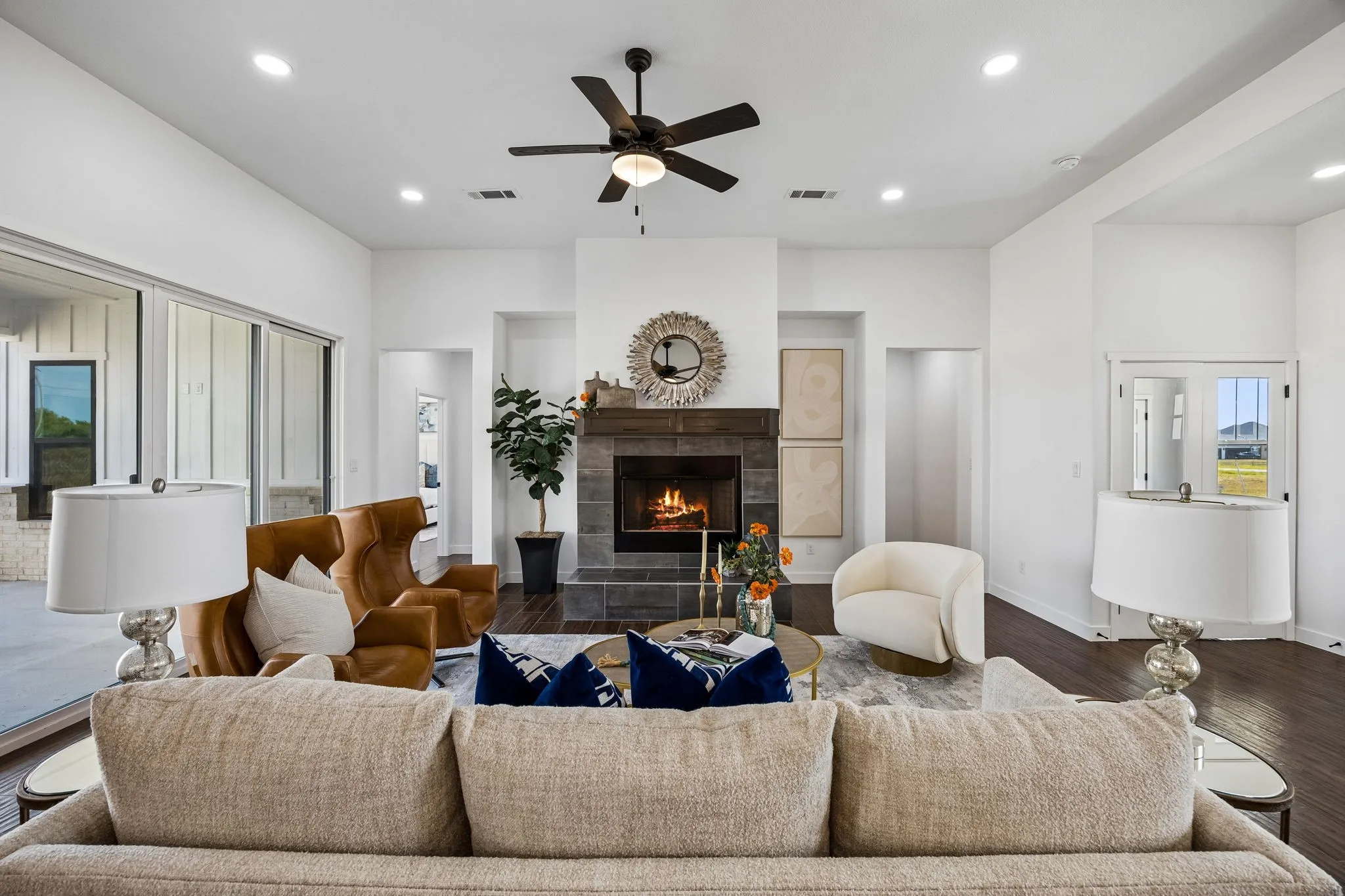 Single Family Residence For Sale in Johnson County , 1224 Durham Lane, Cleburne, Texas 76033, 3 Bedroom, 3 Bathroom, 2 Garage spaces, 2,640 Sqft, built in 2025, mls#21379687, Real Estate Agent in Cleburne, Homes For Sale in Johnson county, Homes For Sale in Cleburne, Realtor in Cleburne Texas, Real Estate Brokerage Independent Realty Texas, Luminita Cordes Realtor