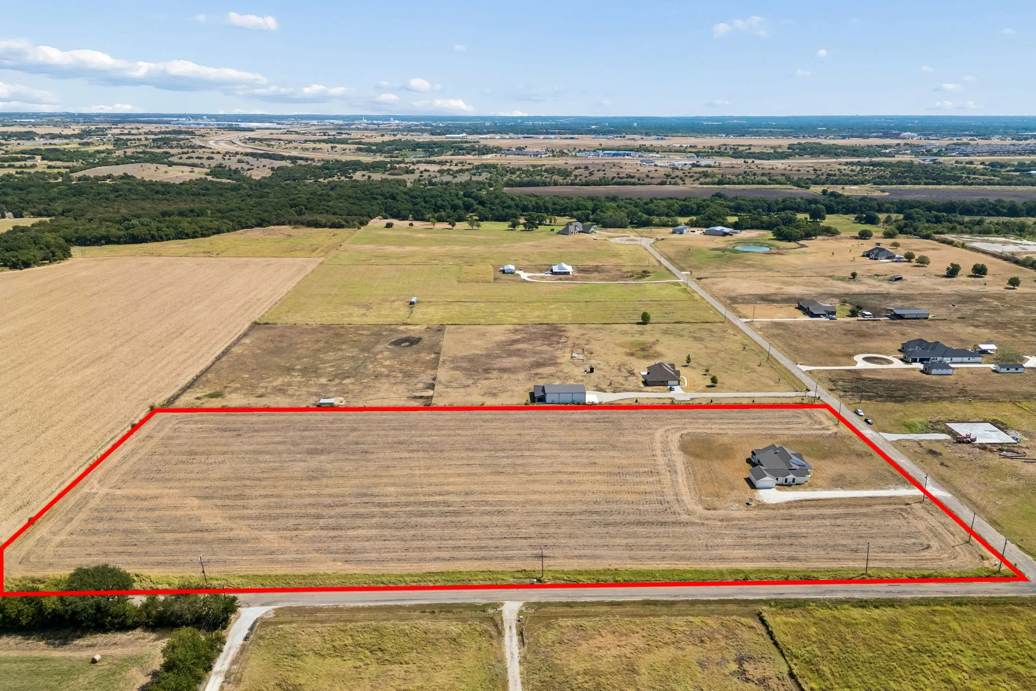 Single Family Residence For Sale in Johnson County , 1224 Durham Lane, Cleburne, Texas 76033, 3 Bedroom, 3 Bathroom, 2 Garage spaces, 2,640 Sqft, built in 2025, mls#21379687, Real Estate Agent in Cleburne, Homes For Sale in Johnson county, Homes For Sale in Cleburne, Realtor in Cleburne Texas, Real Estate Brokerage Independent Realty Texas, Luminita Cordes Realtor