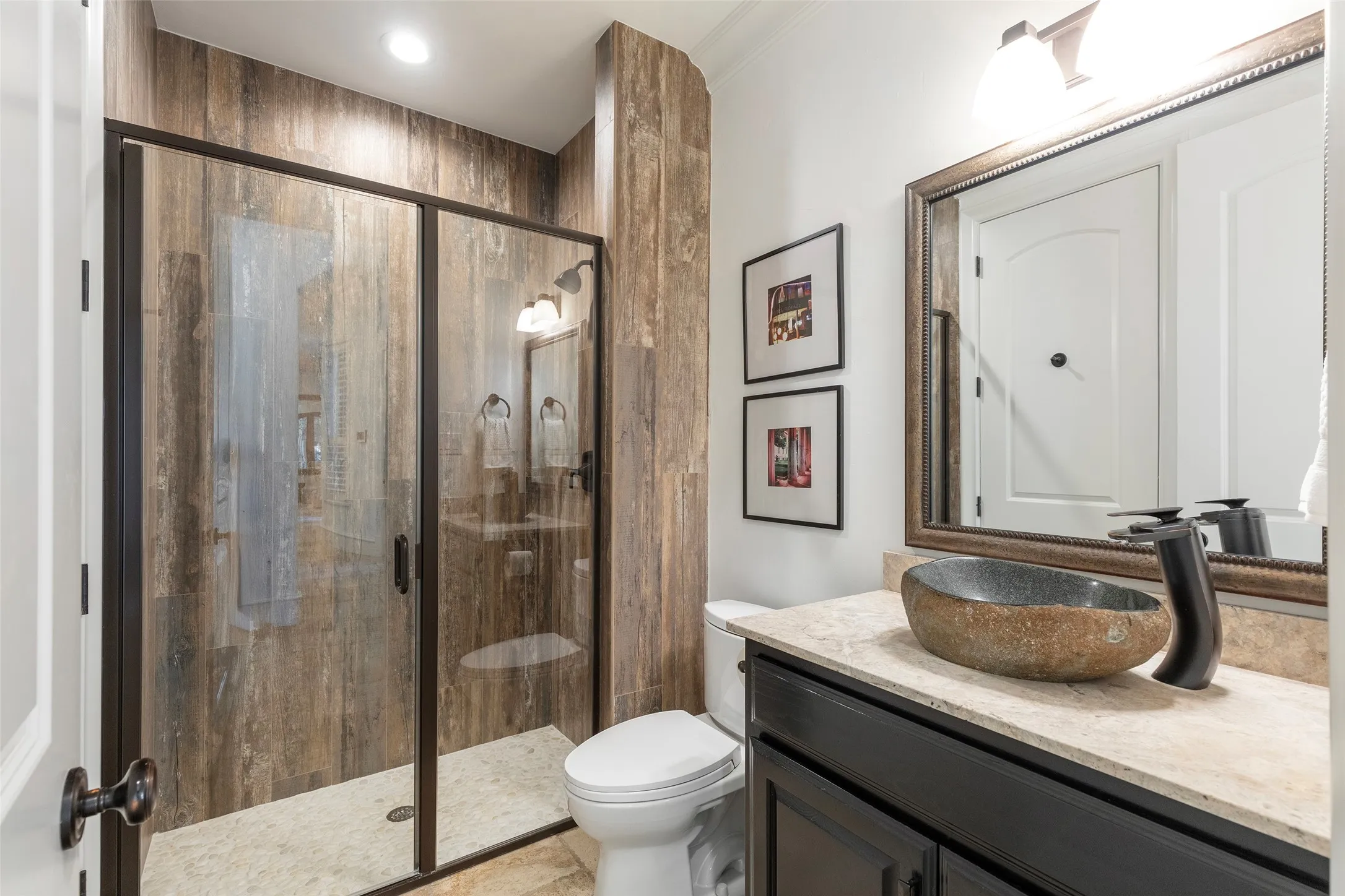 Single Family Residence For Sale in Collin County , 6800 Dalmatia Drive, Mc Kinney, Texas 75072, 4 Bedroom, 4 Bathroom, 2 Garage spaces, 3,071 Sqft, built in 2015, mls#21375487, Real Estate Agent in Mc Kinney, Homes For Sale in Collin county, Homes For Sale in Mc Kinney, Realtor in Mc Kinney Texas, Real Estate Brokerage Independent Realty Texas, Luminita Cordes Realtor
