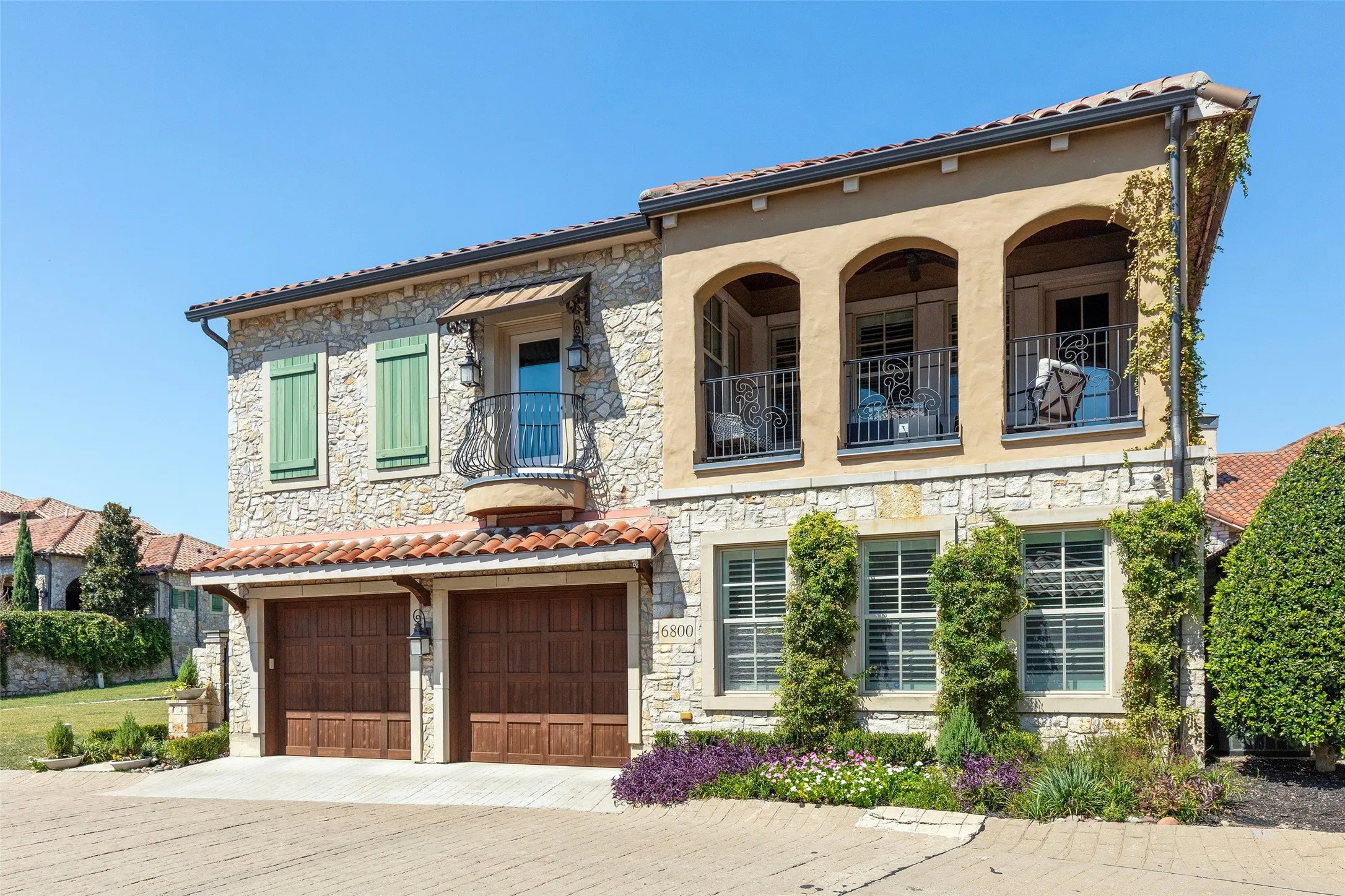 Single Family Residence For Sale in Collin County , 6800 Dalmatia Drive, Mc Kinney, Texas 75072, 4 Bedroom, 4 Bathroom, 2 Garage spaces, 3,071 Sqft, built in 2015, mls#21375487, Real Estate Agent in Mc Kinney, Homes For Sale in Collin county, Homes For Sale in Mc Kinney, Realtor in Mc Kinney Texas, Real Estate Brokerage Independent Realty Texas, Luminita Cordes Realtor