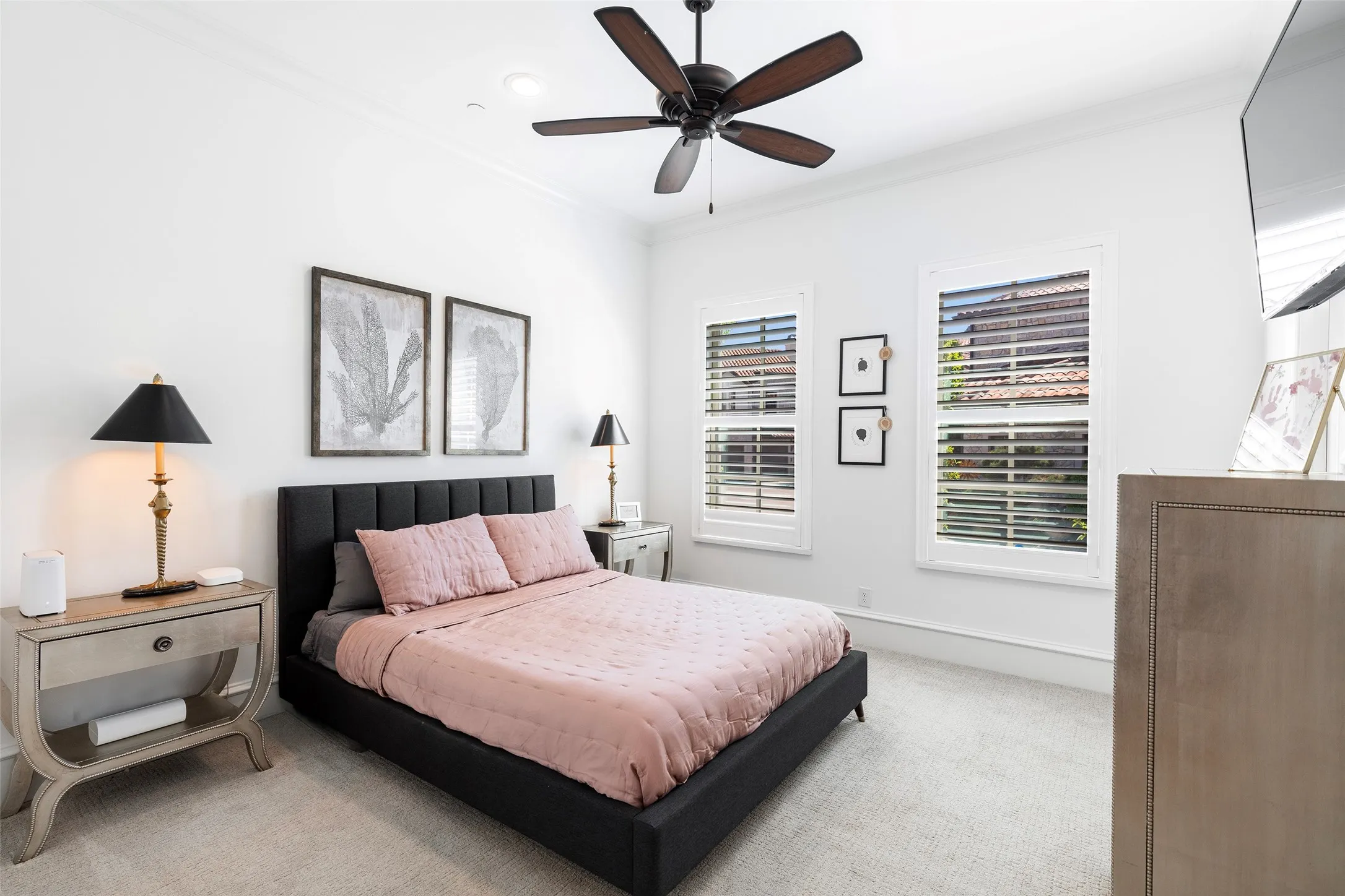 Single Family Residence For Sale in Collin County , 6800 Dalmatia Drive, Mc Kinney, Texas 75072, 4 Bedroom, 4 Bathroom, 2 Garage spaces, 3,071 Sqft, built in 2015, mls#21375487, Real Estate Agent in Mc Kinney, Homes For Sale in Collin county, Homes For Sale in Mc Kinney, Realtor in Mc Kinney Texas, Real Estate Brokerage Independent Realty Texas, Luminita Cordes Realtor