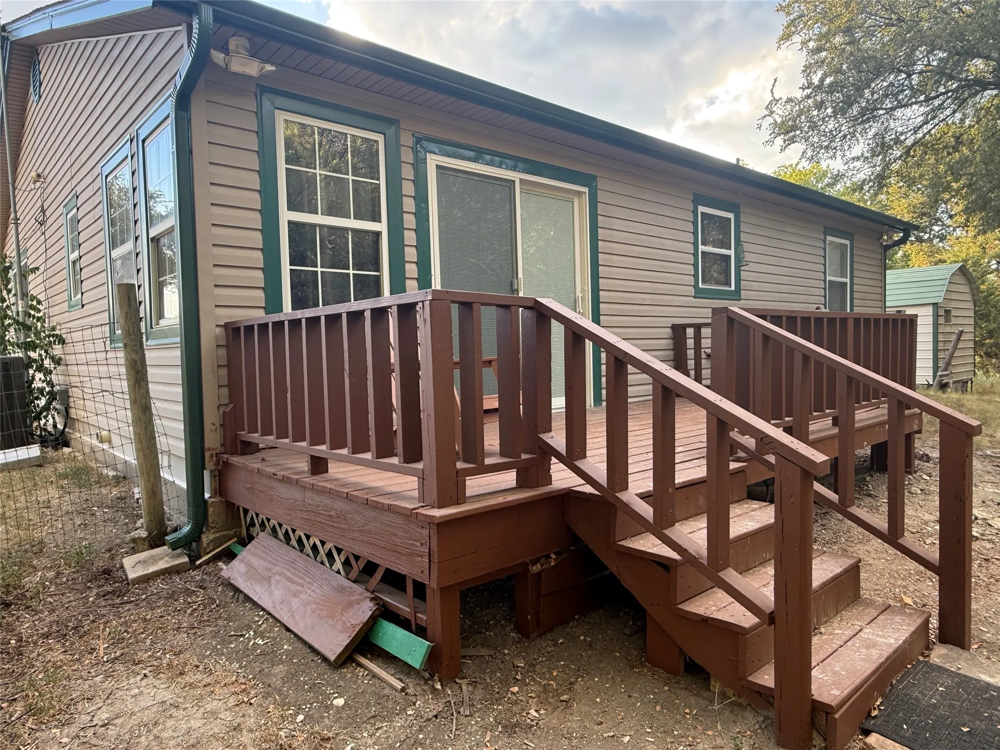Single Family Residence For Rent in Fannin County , 288 County Road 4430, Whitewright, Texas 75491, 3 Bedroom, 2 Bathroom, Garage spaces, 1,391 Sqft, built in 1992, mls#21379694, Real Estate Agent in Whitewright, Homes For Rent in Fannin county, Homes For Rent in Whitewright, Realtor in Whitewright Texas, Real Estate Brokerage Independent Realty Texas, Luminita Cordes Realtor
