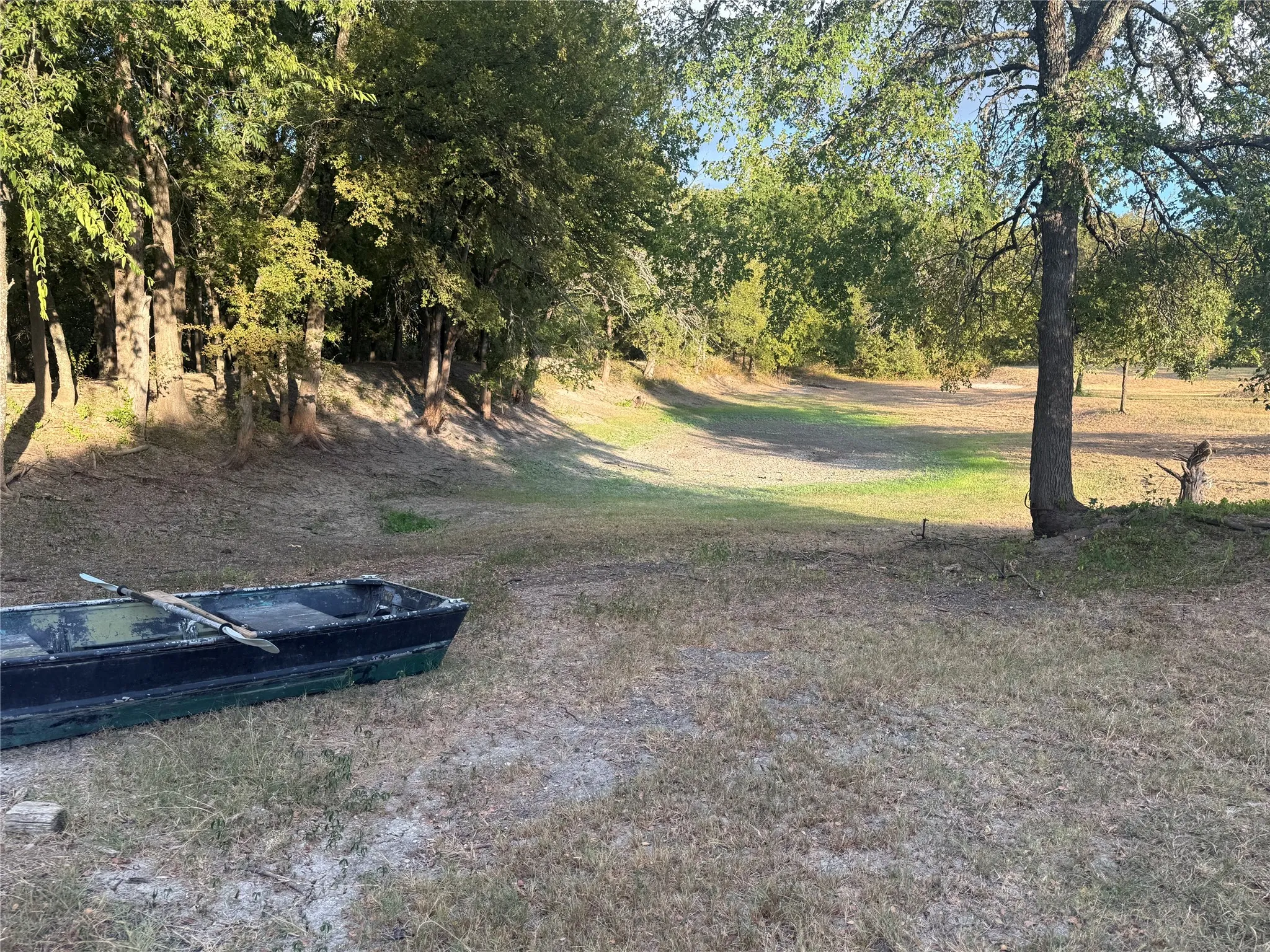 Single Family Residence For Rent in Fannin County , 288 County Road 4430, Whitewright, Texas 75491, 3 Bedroom, 2 Bathroom, Garage spaces, 1,391 Sqft, built in 1992, mls#21379694, Real Estate Agent in Whitewright, Homes For Rent in Fannin county, Homes For Rent in Whitewright, Realtor in Whitewright Texas, Real Estate Brokerage Independent Realty Texas, Luminita Cordes Realtor