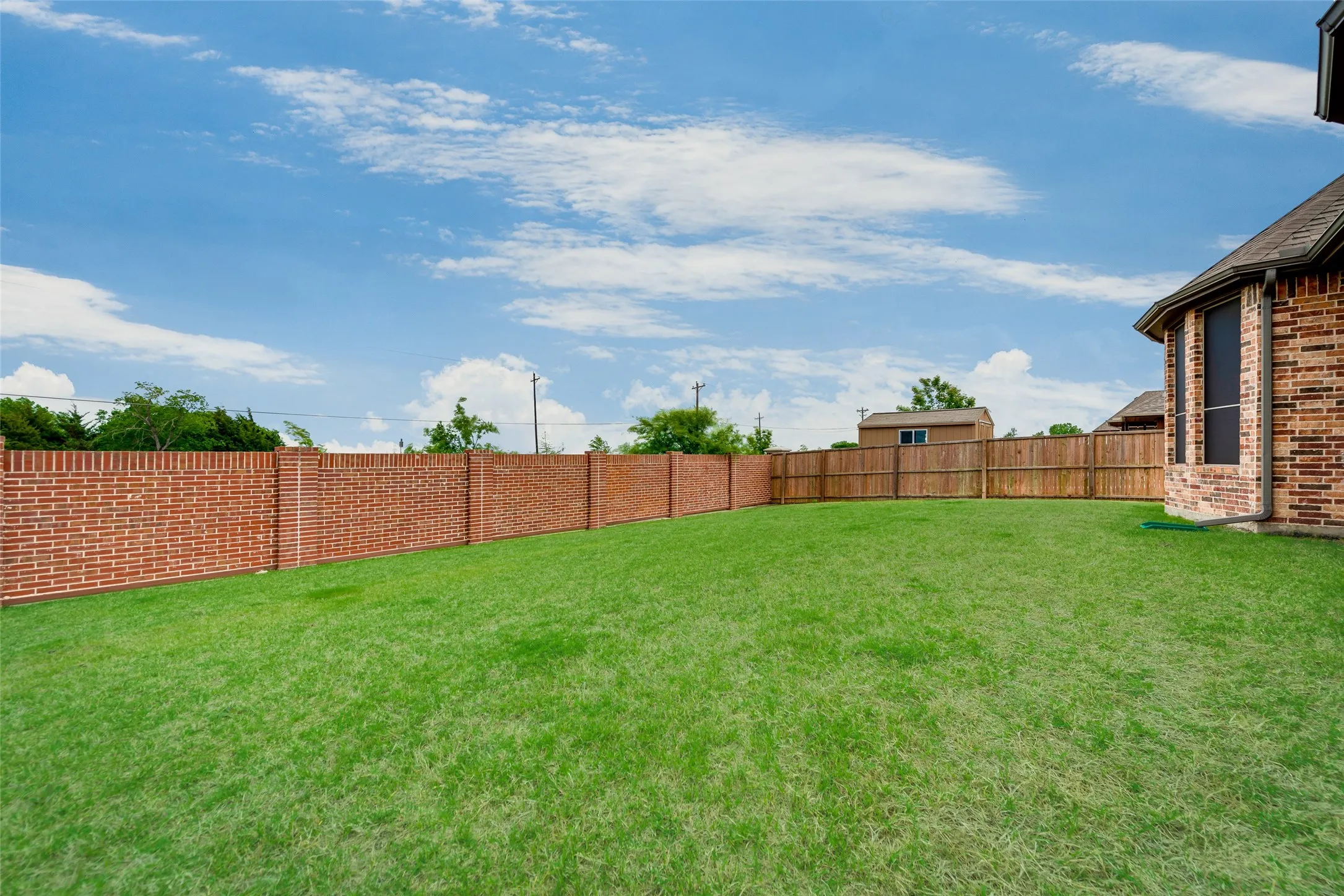 Single Family Residence For Rent in Rockwall County , 696 Dover Street, Fate, Texas 75189, 3 Bedroom, 2 Bathroom, 2 Garage spaces, 1,882 Sqft, built in 2013, mls#21379695, Real Estate Agent in Fate, Homes For Rent in Rockwall county, Homes For Rent in Fate, Realtor in Fate Texas, Real Estate Brokerage Independent Realty Texas, Luminita Cordes Realtor
