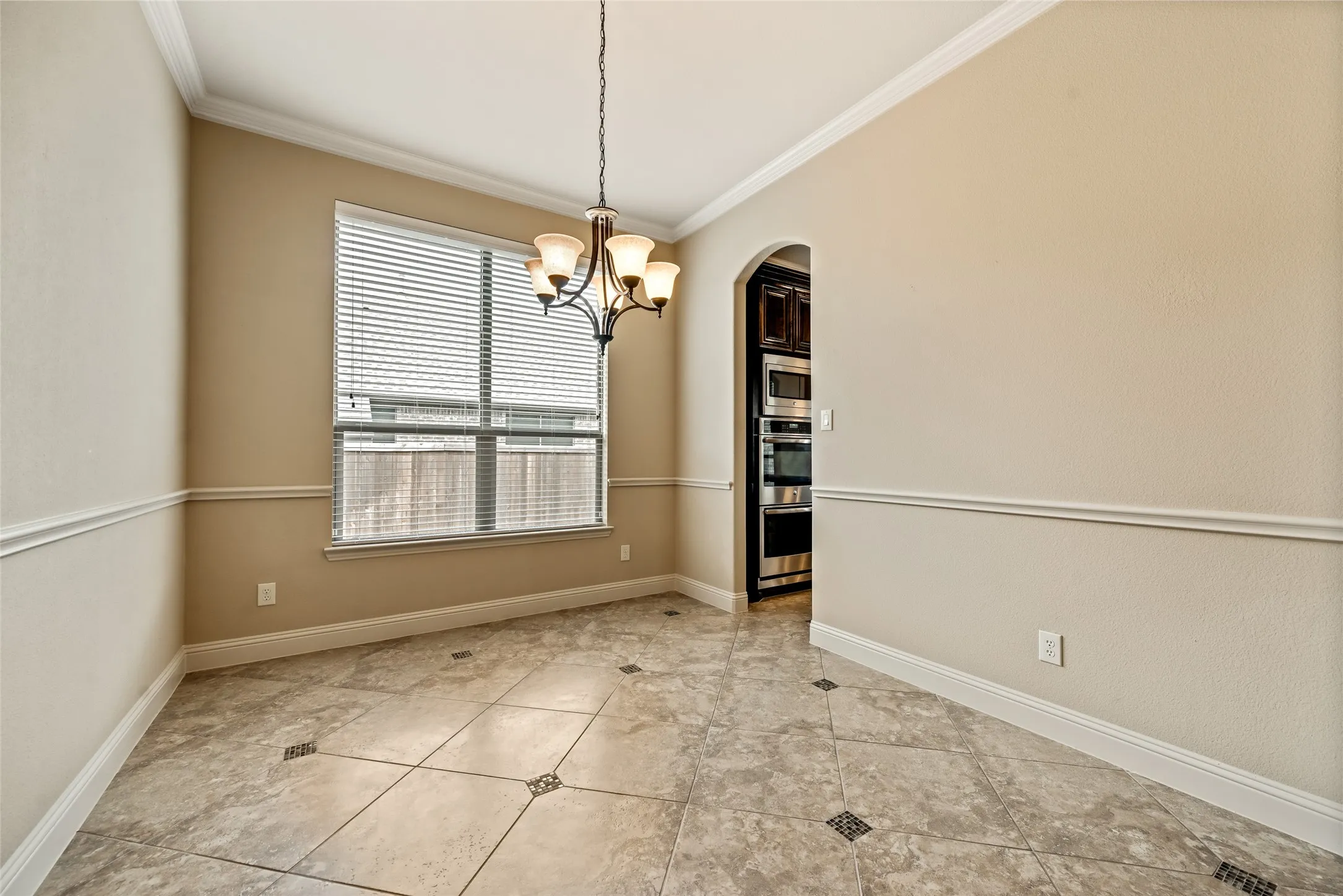 Single Family Residence For Rent in Rockwall County , 696 Dover Street, Fate, Texas 75189, 3 Bedroom, 2 Bathroom, 2 Garage spaces, 1,882 Sqft, built in 2013, mls#21379695, Real Estate Agent in Fate, Homes For Rent in Rockwall county, Homes For Rent in Fate, Realtor in Fate Texas, Real Estate Brokerage Independent Realty Texas, Luminita Cordes Realtor