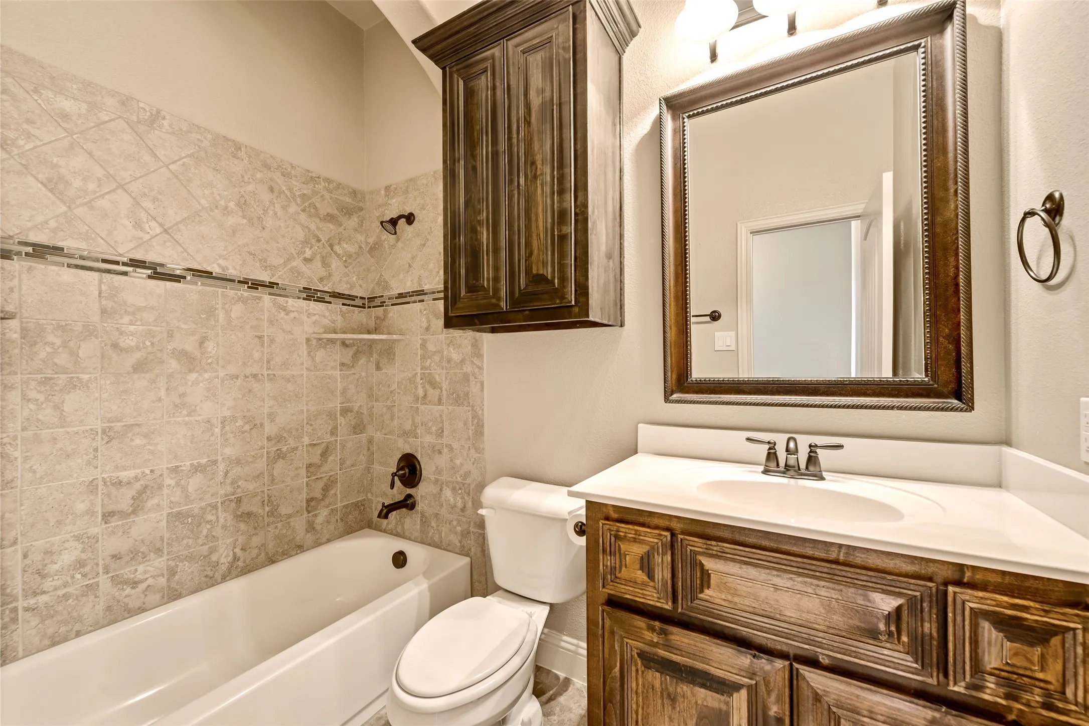 Single Family Residence For Rent in Rockwall County , 696 Dover Street, Fate, Texas 75189, 3 Bedroom, 2 Bathroom, 2 Garage spaces, 1,882 Sqft, built in 2013, mls#21379695, Real Estate Agent in Fate, Homes For Rent in Rockwall county, Homes For Rent in Fate, Realtor in Fate Texas, Real Estate Brokerage Independent Realty Texas, Luminita Cordes Realtor