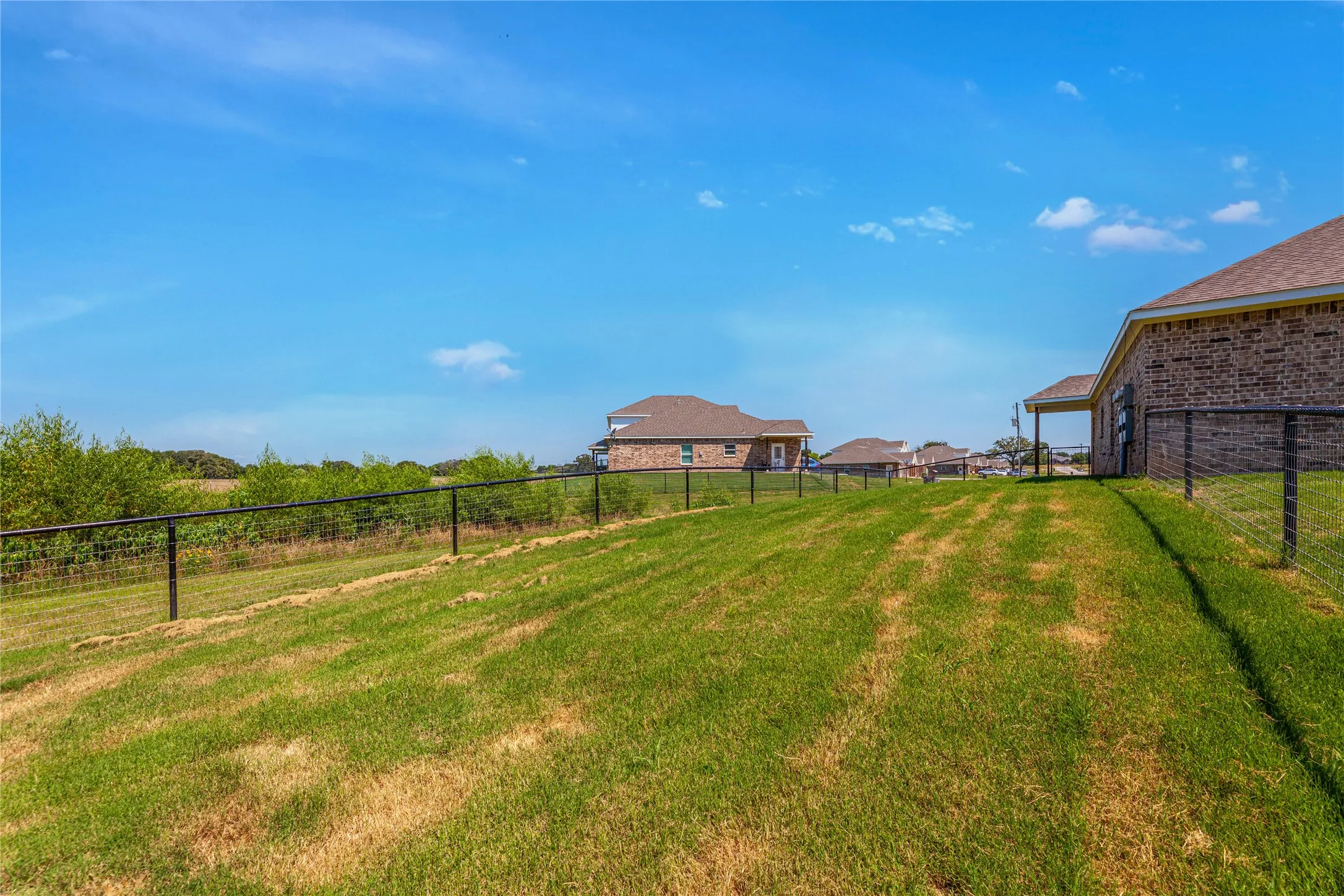 Townhouse For Rent in Parker County , 100 N Park Court 4, Springtown, Texas 76082, 3 Bedroom, 2 Bathroom, 1 Garage spaces, 1,348 Sqft, built in 2020, mls#21378293, Real Estate Agent in Springtown, Homes For Rent in Parker county, Homes For Rent in Springtown, Realtor in Springtown Texas, Real Estate Brokerage Independent Realty Texas, Luminita Cordes Realtor
