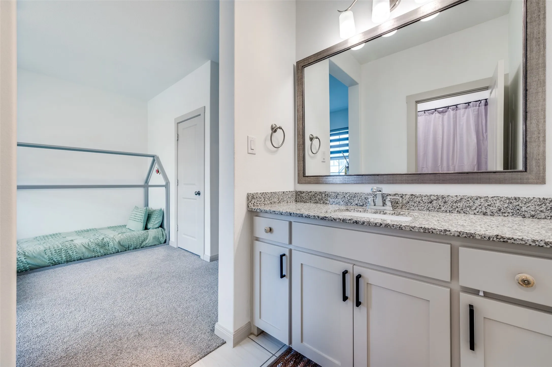 Single Family Residence For Sale in Collin County , 12995 Yale Court, Frisco, Texas 75035, 4 Bedroom, 4 Bathroom, 2 Garage spaces, 3,390 Sqft, built in 2019, mls#21377248, Real Estate Agent in Frisco, Homes For Sale in Collin county, Homes For Sale in Frisco, Realtor in Frisco Texas, Real Estate Brokerage Independent Realty Texas, Luminita Cordes Realtor