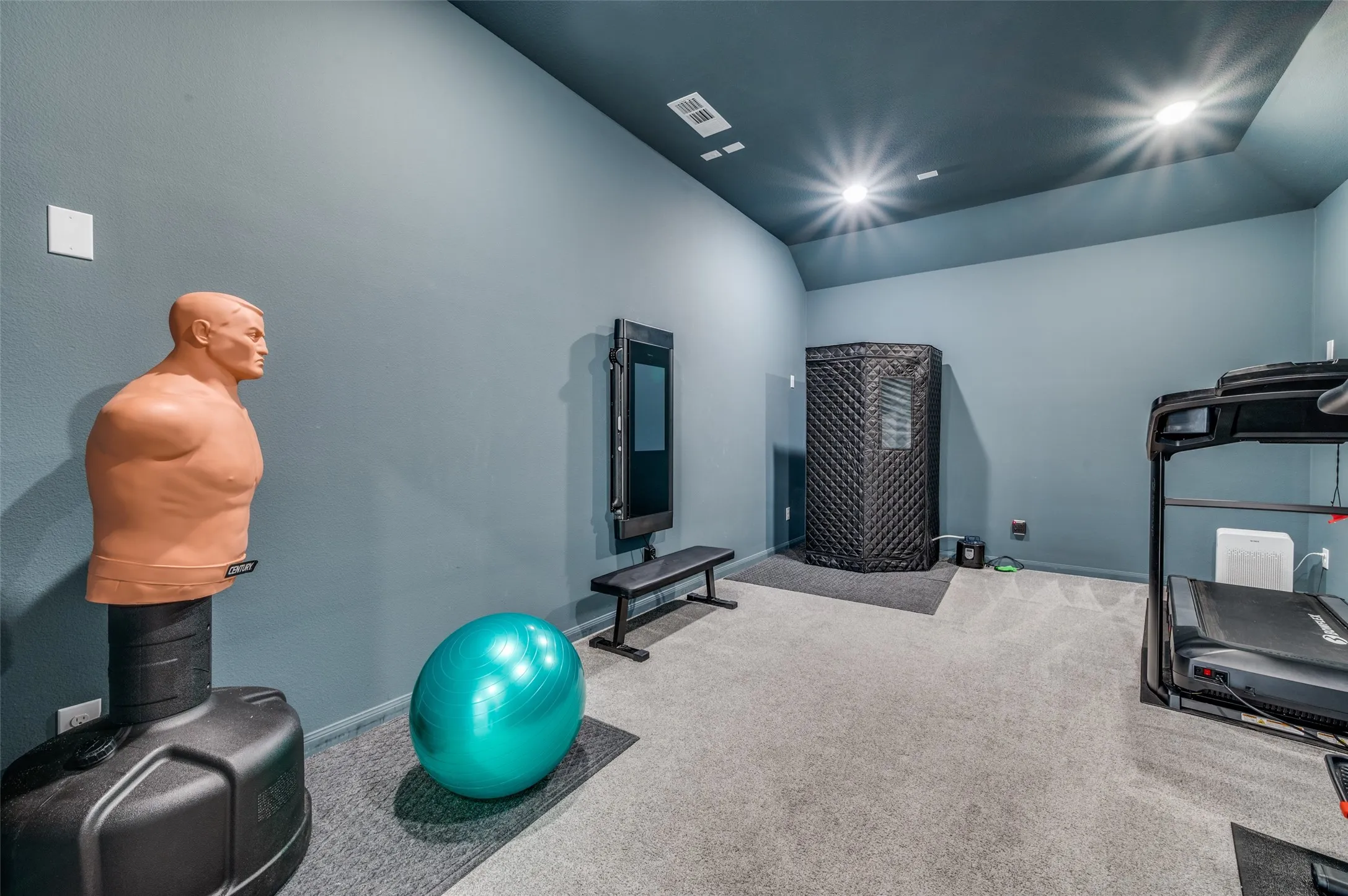 Single Family Residence For Sale in Collin County , 12995 Yale Court, Frisco, Texas 75035, 4 Bedroom, 4 Bathroom, 2 Garage spaces, 3,390 Sqft, built in 2019, mls#21377248, Real Estate Agent in Frisco, Homes For Sale in Collin county, Homes For Sale in Frisco, Realtor in Frisco Texas, Real Estate Brokerage Independent Realty Texas, Luminita Cordes Realtor