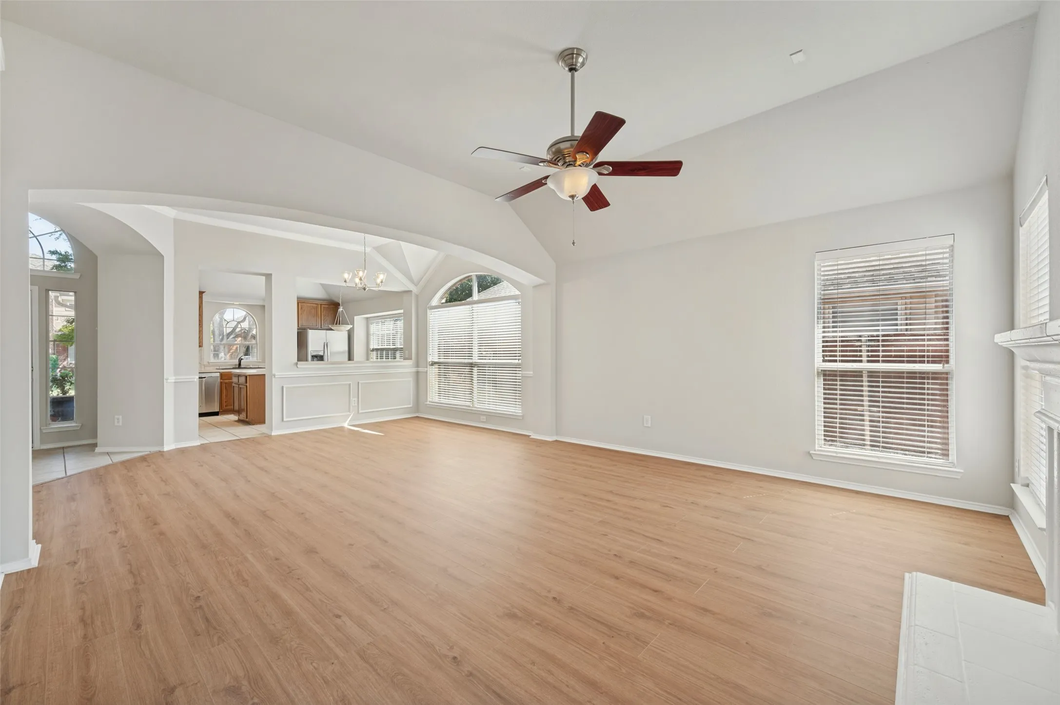 Single Family Residence For Sale in Collin County , 7121 Bryce Canyon Drive, Mc Kinney, Texas 75072, 3 Bedroom, 2 Bathroom, 2 Garage spaces, 1,686 Sqft, built in 2001, mls#21374967, Real Estate Agent in Mc Kinney, Homes For Sale in Collin county, Homes For Sale in Mc Kinney, Realtor in Mc Kinney Texas, Real Estate Brokerage Independent Realty Texas, Luminita Cordes Realtor
