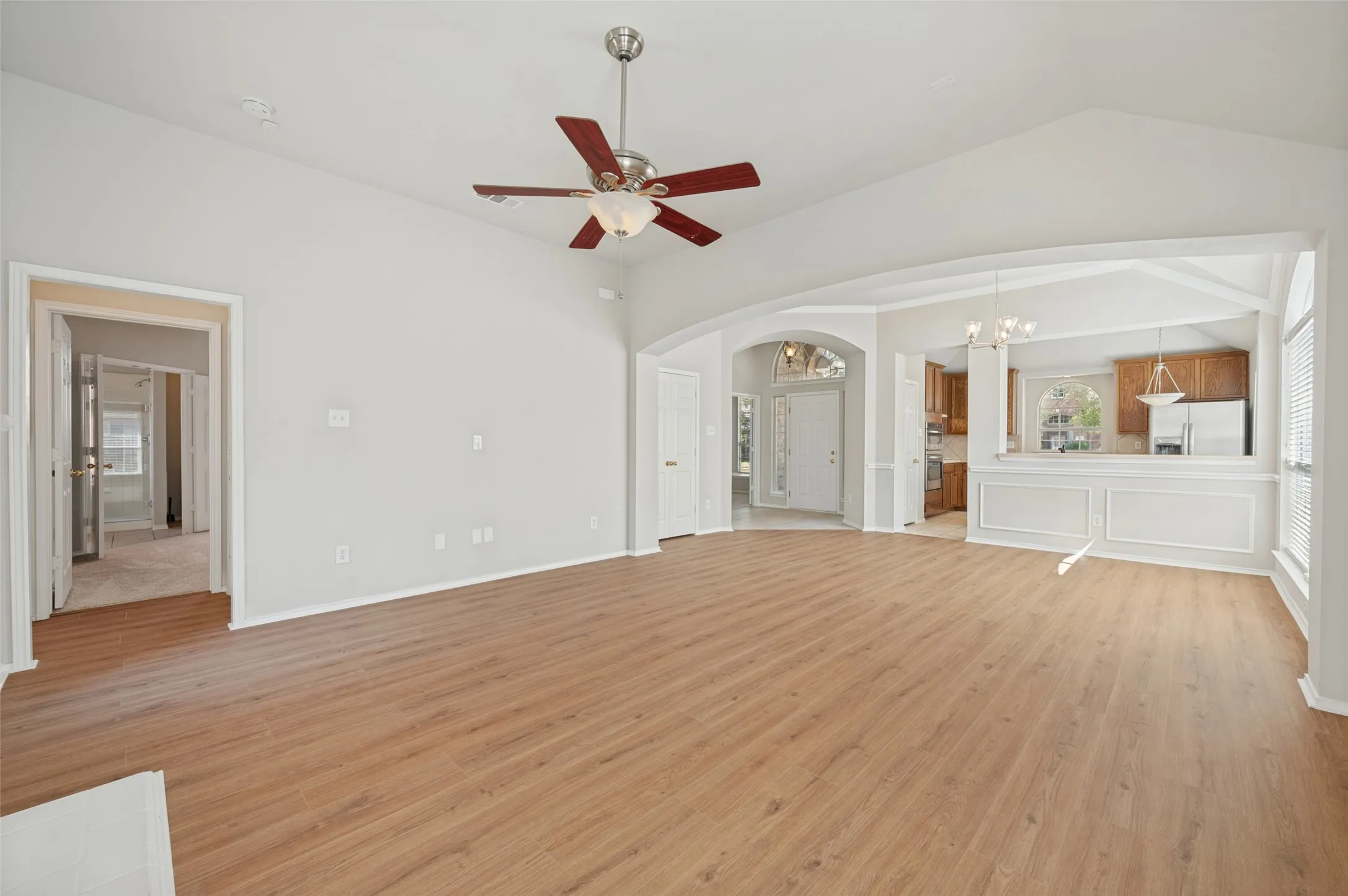 Single Family Residence For Sale in Collin County , 7121 Bryce Canyon Drive, Mc Kinney, Texas 75072, 3 Bedroom, 2 Bathroom, 2 Garage spaces, 1,686 Sqft, built in 2001, mls#21374967, Real Estate Agent in Mc Kinney, Homes For Sale in Collin county, Homes For Sale in Mc Kinney, Realtor in Mc Kinney Texas, Real Estate Brokerage Independent Realty Texas, Luminita Cordes Realtor
