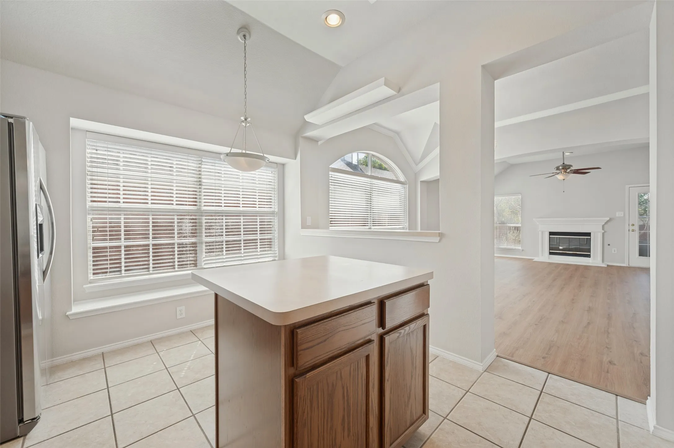Single Family Residence For Sale in Collin County , 7121 Bryce Canyon Drive, Mc Kinney, Texas 75072, 3 Bedroom, 2 Bathroom, 2 Garage spaces, 1,686 Sqft, built in 2001, mls#21374967, Real Estate Agent in Mc Kinney, Homes For Sale in Collin county, Homes For Sale in Mc Kinney, Realtor in Mc Kinney Texas, Real Estate Brokerage Independent Realty Texas, Luminita Cordes Realtor