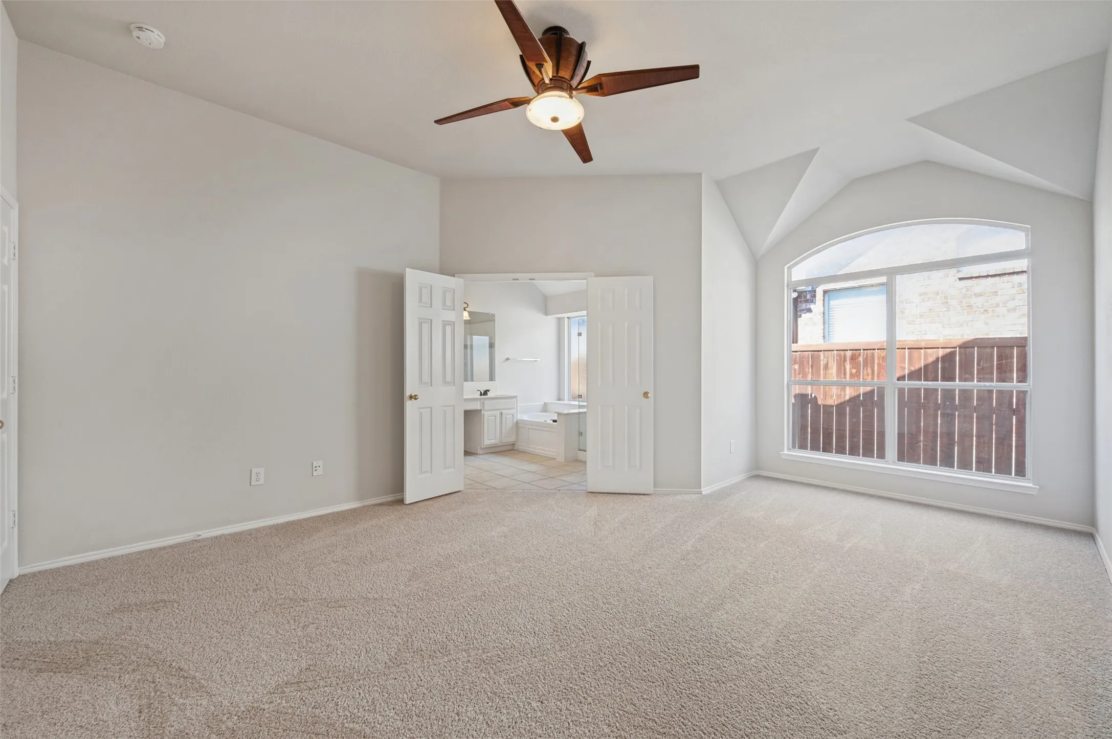 Single Family Residence For Sale in Collin County , 7121 Bryce Canyon Drive, Mc Kinney, Texas 75072, 3 Bedroom, 2 Bathroom, 2 Garage spaces, 1,686 Sqft, built in 2001, mls#21374967, Real Estate Agent in Mc Kinney, Homes For Sale in Collin county, Homes For Sale in Mc Kinney, Realtor in Mc Kinney Texas, Real Estate Brokerage Independent Realty Texas, Luminita Cordes Realtor