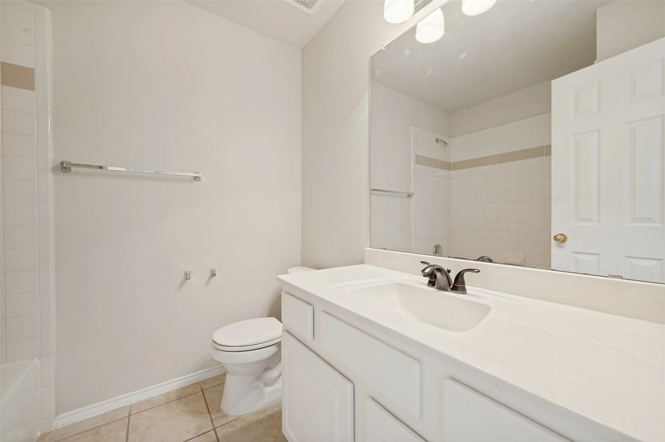 Single Family Residence For Sale in Collin County , 7121 Bryce Canyon Drive, Mc Kinney, Texas 75072, 3 Bedroom, 2 Bathroom, 2 Garage spaces, 1,686 Sqft, built in 2001, mls#21374967, Real Estate Agent in Mc Kinney, Homes For Sale in Collin county, Homes For Sale in Mc Kinney, Realtor in Mc Kinney Texas, Real Estate Brokerage Independent Realty Texas, Luminita Cordes Realtor