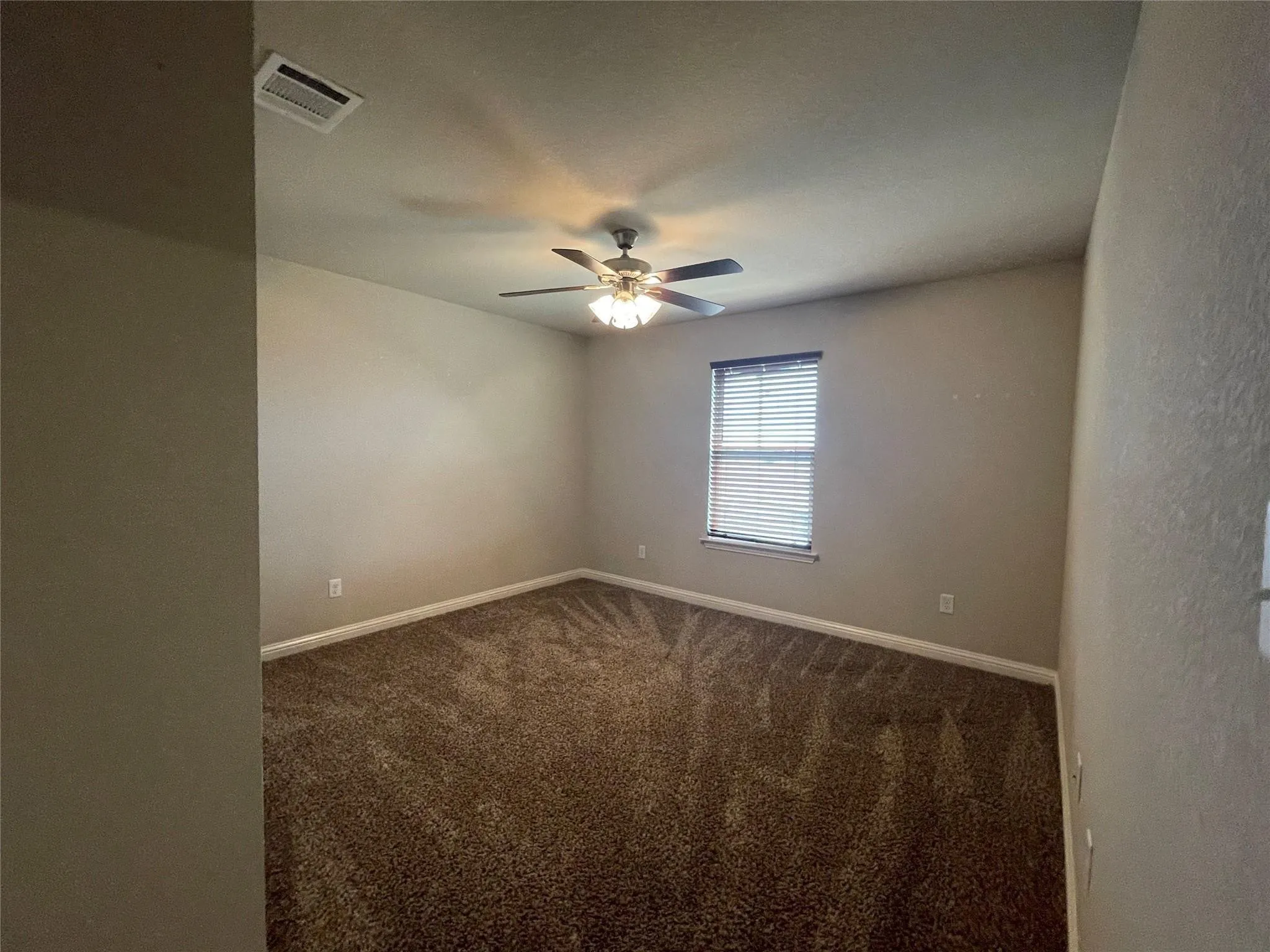 Duplex For Rent in Hood County , 3003 Weave Court, Granbury, Texas 76049, 3 Bedroom, 2 Bathroom, 2 Garage spaces, 1,514 Sqft, built in 2019, mls#21379706, Real Estate Agent in Granbury, Homes For Rent in Hood county, Homes For Rent in Granbury, Realtor in Granbury Texas, Real Estate Brokerage Independent Realty Texas, Luminita Cordes Realtor