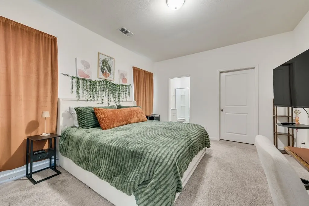 Single Family Residence For Sale in Kaufman County , 6416 Bishop Drive, Forney, Texas 75126, 3 Bedroom, 2 Bathroom, 2 Garage spaces, 1,401 Sqft, built in 2022, mls#21379414, Real Estate Agent in Forney, Homes For Sale in Kaufman county, Homes For Sale in Forney, Realtor in Forney Texas, Real Estate Brokerage Independent Realty Texas, Luminita Cordes Realtor