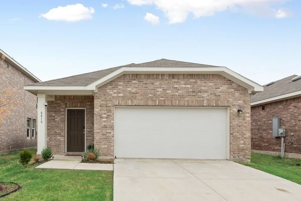 Single Family Residence For Sale in Kaufman County , 6416 Bishop Drive, Forney, Texas 75126, 3 Bedroom, 2 Bathroom, 2 Garage spaces, 1,401 Sqft, built in 2022, mls#21379414, Real Estate Agent in Forney, Homes For Sale in Kaufman county, Homes For Sale in Forney, Realtor in Forney Texas, Real Estate Brokerage Independent Realty Texas, Luminita Cordes Realtor