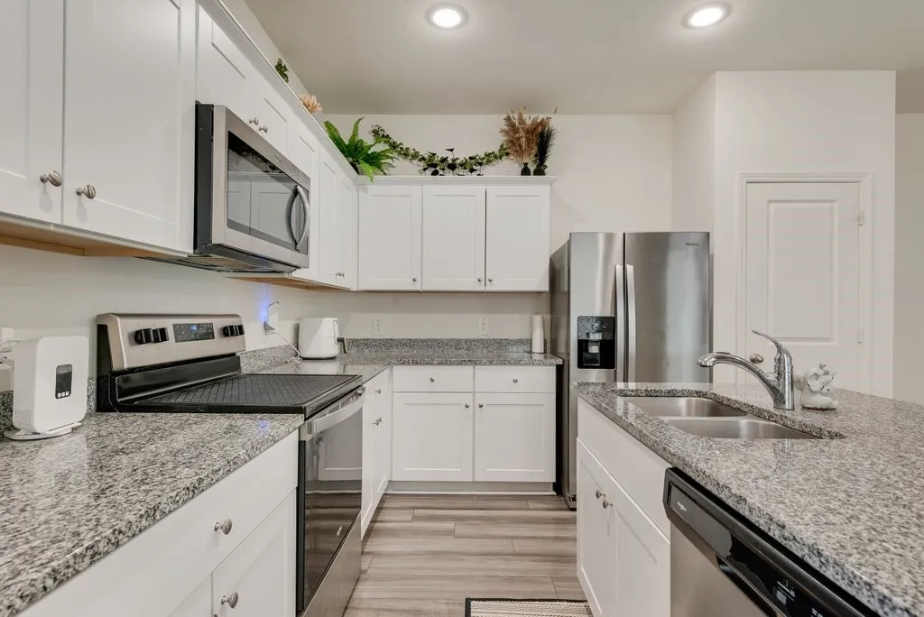 Single Family Residence For Sale in Kaufman County , 6416 Bishop Drive, Forney, Texas 75126, 3 Bedroom, 2 Bathroom, 2 Garage spaces, 1,401 Sqft, built in 2022, mls#21379414, Real Estate Agent in Forney, Homes For Sale in Kaufman county, Homes For Sale in Forney, Realtor in Forney Texas, Real Estate Brokerage Independent Realty Texas, Luminita Cordes Realtor