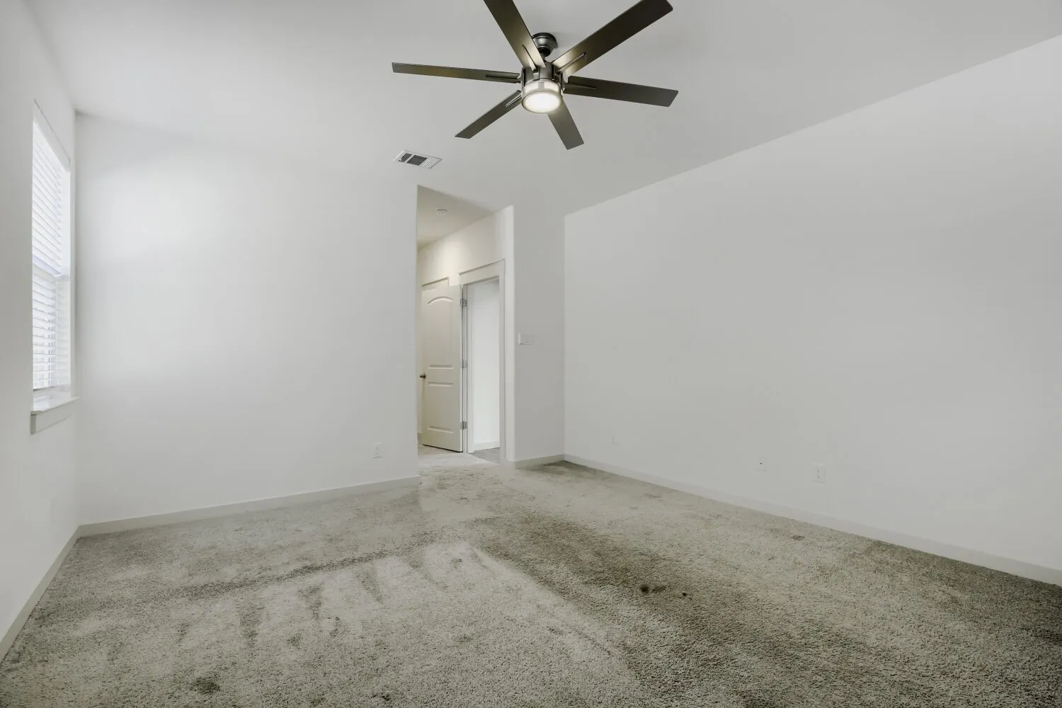 Single Family Residence For Rent in Kaufman County , 1368 Cider Street, Forney, Texas 75126, 4 Bedroom, 4 Bathroom, 2 Garage spaces, 2,130 Sqft, built in 2024, mls#21379707, Real Estate Agent in Forney, Homes For Rent in Kaufman county, Homes For Rent in Forney, Realtor in Forney Texas, Real Estate Brokerage Independent Realty Texas, Luminita Cordes Realtor
