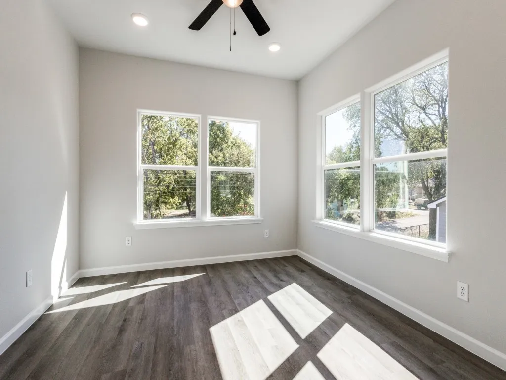 Duplex For Rent in Fannin County , 309-2 Braz Street, Bonham, Texas 75418, 3 Bedroom, 3 Bathroom, 1 Garage spaces, 1,536 Sqft, built in 2023, mls#21379705, Real Estate Agent in Bonham, Homes For Rent in Fannin county, Homes For Rent in Bonham, Realtor in Bonham Texas, Real Estate Brokerage Independent Realty Texas, Luminita Cordes Realtor