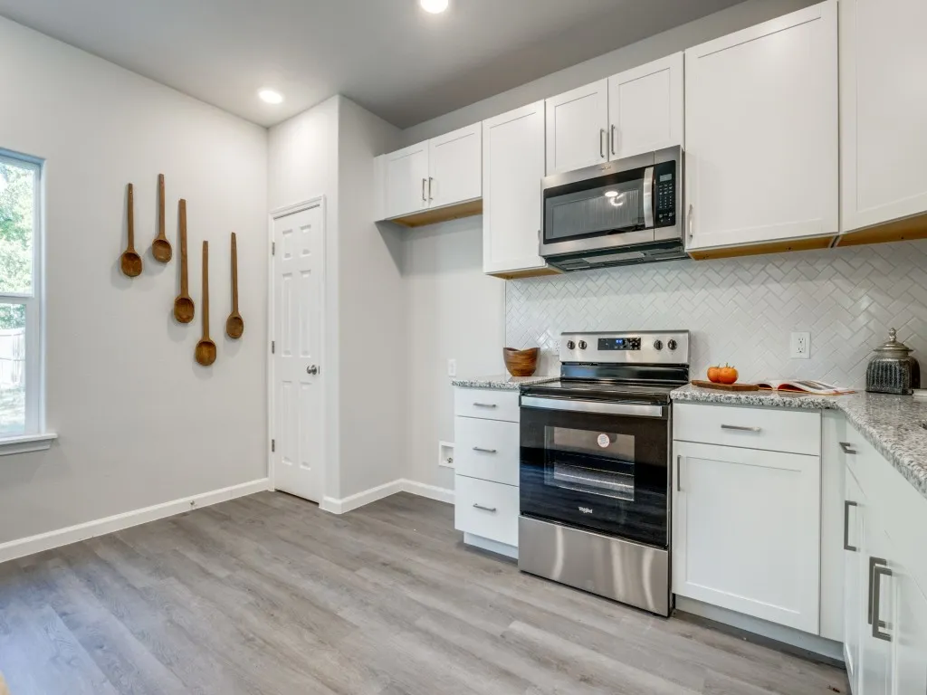 Duplex For Rent in Fannin County , 309-2 Braz Street, Bonham, Texas 75418, 3 Bedroom, 3 Bathroom, 1 Garage spaces, 1,536 Sqft, built in 2023, mls#21379705, Real Estate Agent in Bonham, Homes For Rent in Fannin county, Homes For Rent in Bonham, Realtor in Bonham Texas, Real Estate Brokerage Independent Realty Texas, Luminita Cordes Realtor