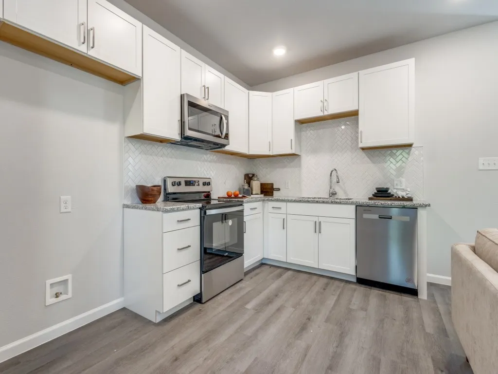 Duplex For Rent in Fannin County , 309-2 Braz Street, Bonham, Texas 75418, 3 Bedroom, 3 Bathroom, 1 Garage spaces, 1,536 Sqft, built in 2023, mls#21379705, Real Estate Agent in Bonham, Homes For Rent in Fannin county, Homes For Rent in Bonham, Realtor in Bonham Texas, Real Estate Brokerage Independent Realty Texas, Luminita Cordes Realtor