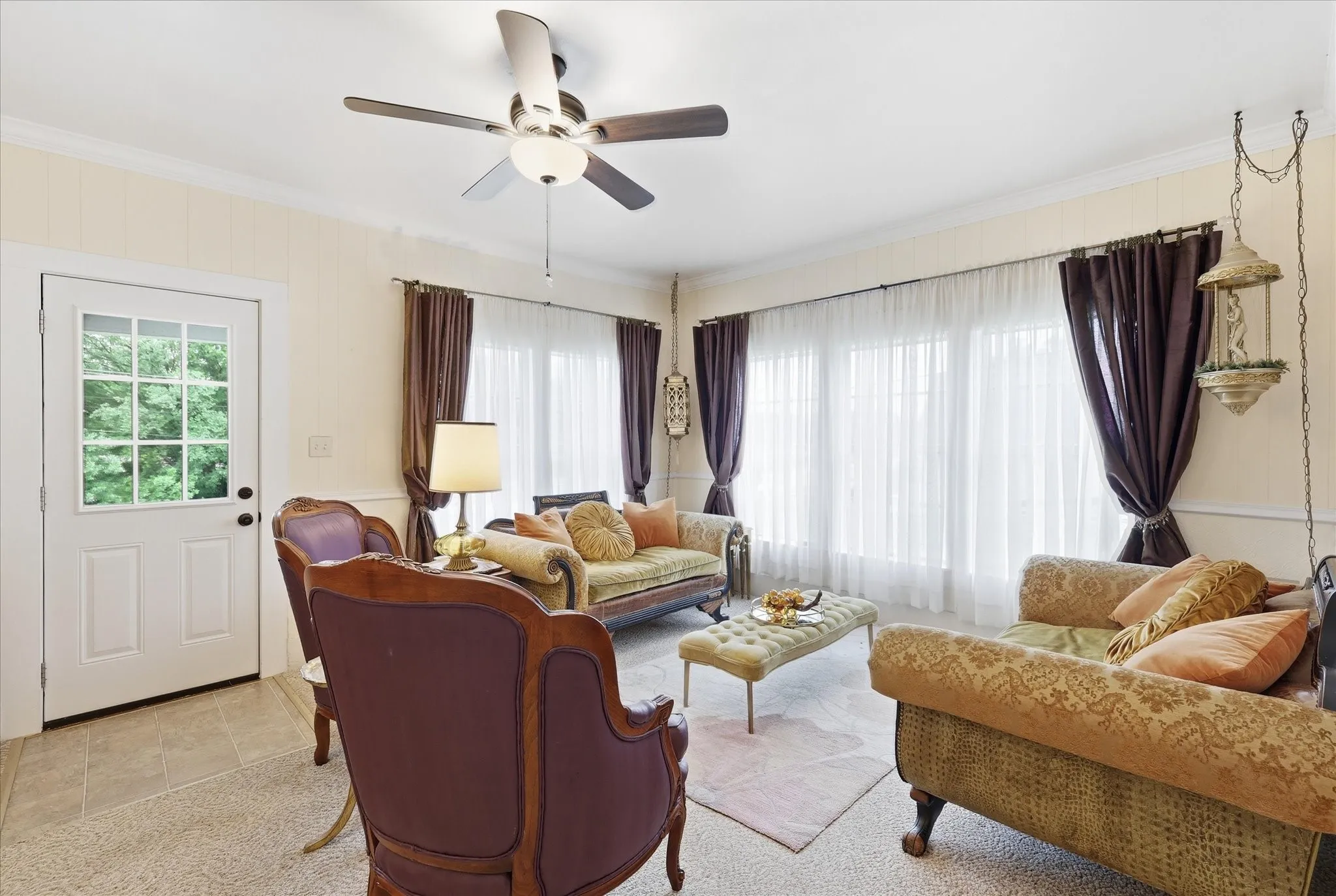 Single Family Residence For Sale in Grayson County , 754 N Main Drive, Van Alstyne, Texas 75495, 3 Bedroom, 1 Bathroom, 1 Garage spaces, 1,152 Sqft, built in 1920, mls#21375620, Real Estate Agent in Van Alstyne, Homes For Sale in Grayson county, Homes For Sale in Van Alstyne, Realtor in Van Alstyne Texas, Real Estate Brokerage Independent Realty Texas, Luminita Cordes Realtor