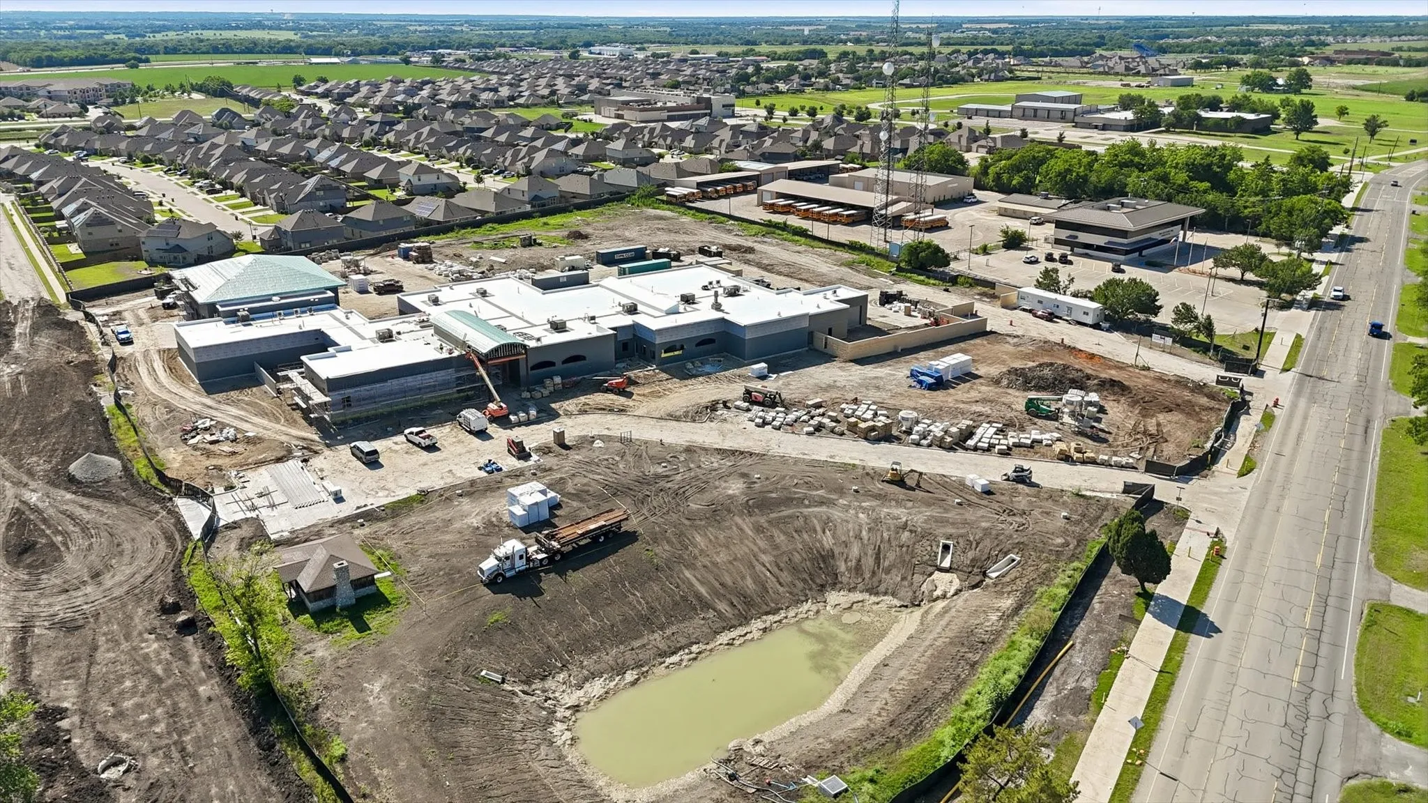 The new hero park is walking distance