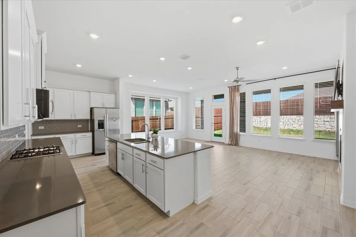 Single Family Residence For Sale in Denton County , 2109 Esher Drive, Little Elm, Texas 75068, 4 Bedroom, 3 Bathroom, 2 Garage spaces, 2,175 Sqft, built in 2024, mls#21374572, Real Estate Agent in Little Elm, Homes For Sale in Denton county, Homes For Sale in Little Elm, Realtor in Little Elm Texas, Real Estate Brokerage Independent Realty Texas, Luminita Cordes Realtor