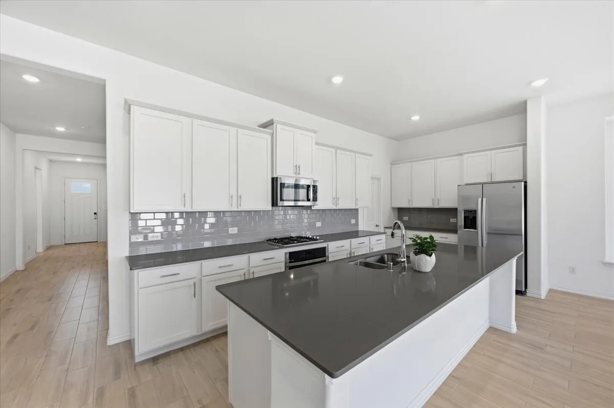 Single Family Residence For Sale in Denton County , 2109 Esher Drive, Little Elm, Texas 75068, 4 Bedroom, 3 Bathroom, 2 Garage spaces, 2,175 Sqft, built in 2024, mls#21374572, Real Estate Agent in Little Elm, Homes For Sale in Denton county, Homes For Sale in Little Elm, Realtor in Little Elm Texas, Real Estate Brokerage Independent Realty Texas, Luminita Cordes Realtor
